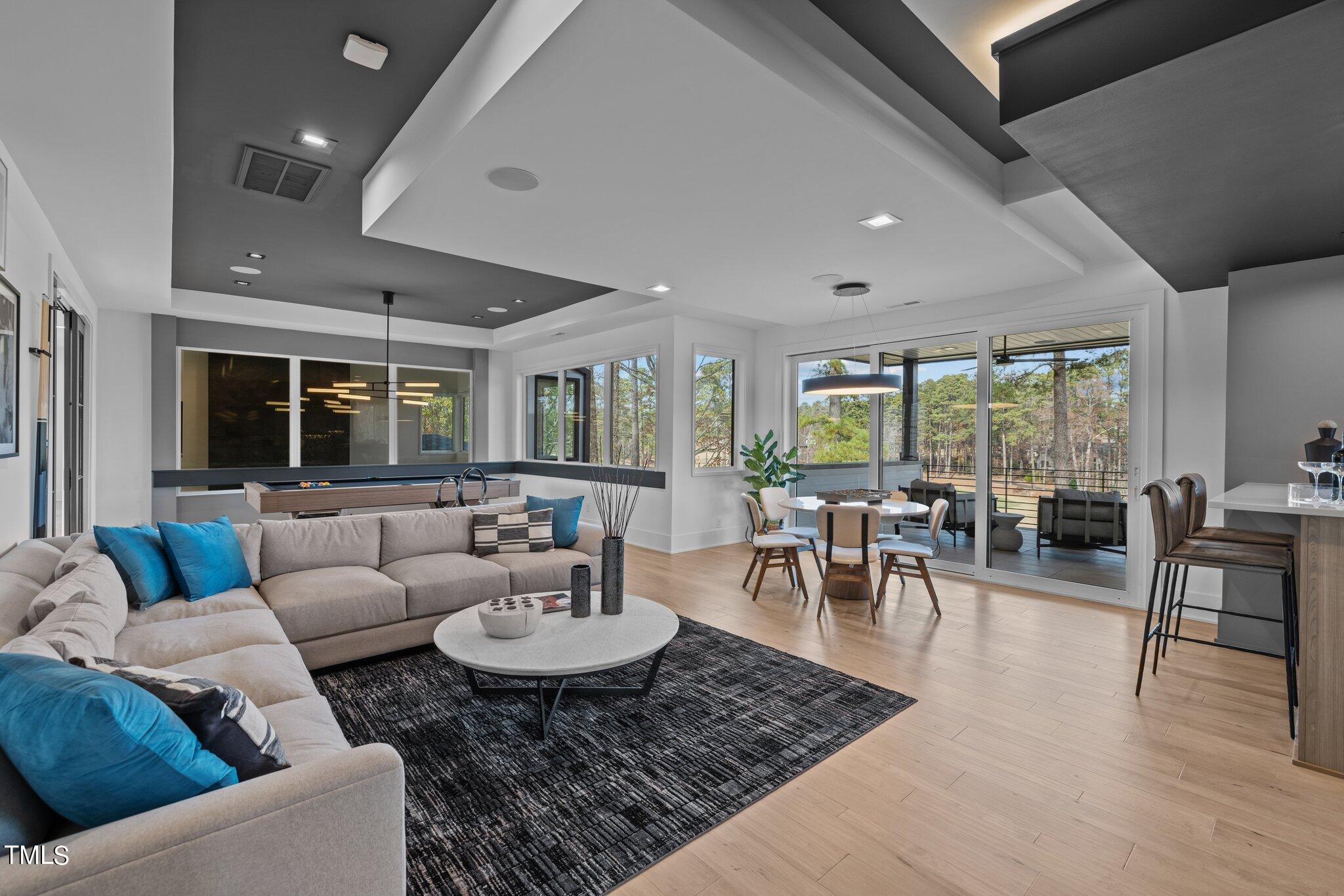 1711 Hunting Ridge Road