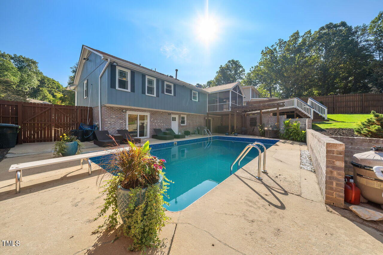 6301 Lewisand Circle
