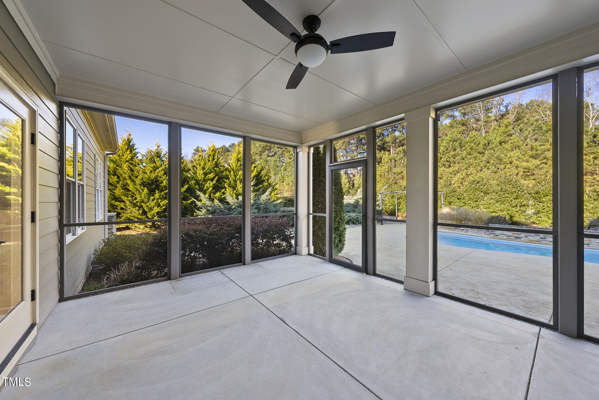 1107 Dovefield Lane