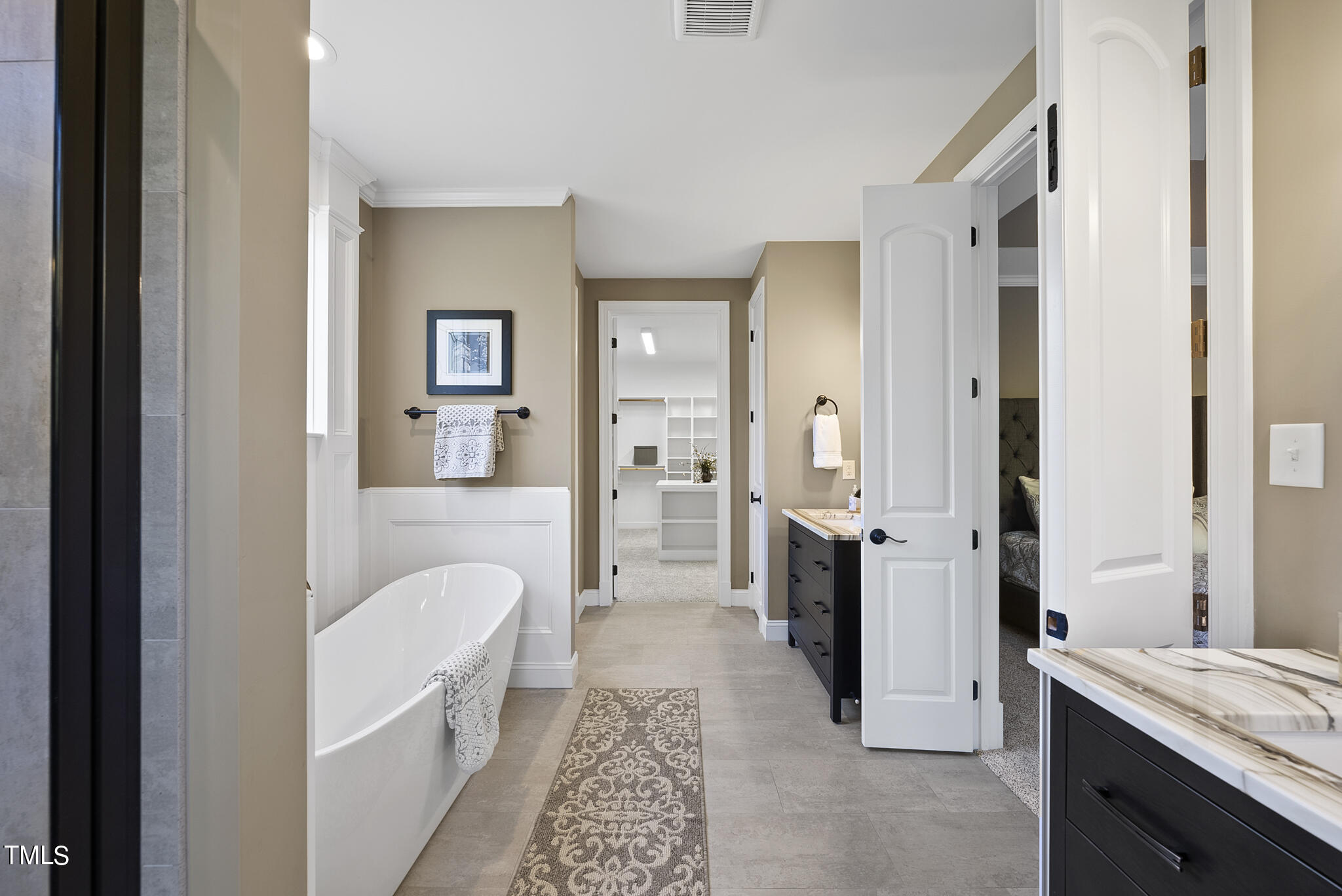 1107 Dovefield Lane