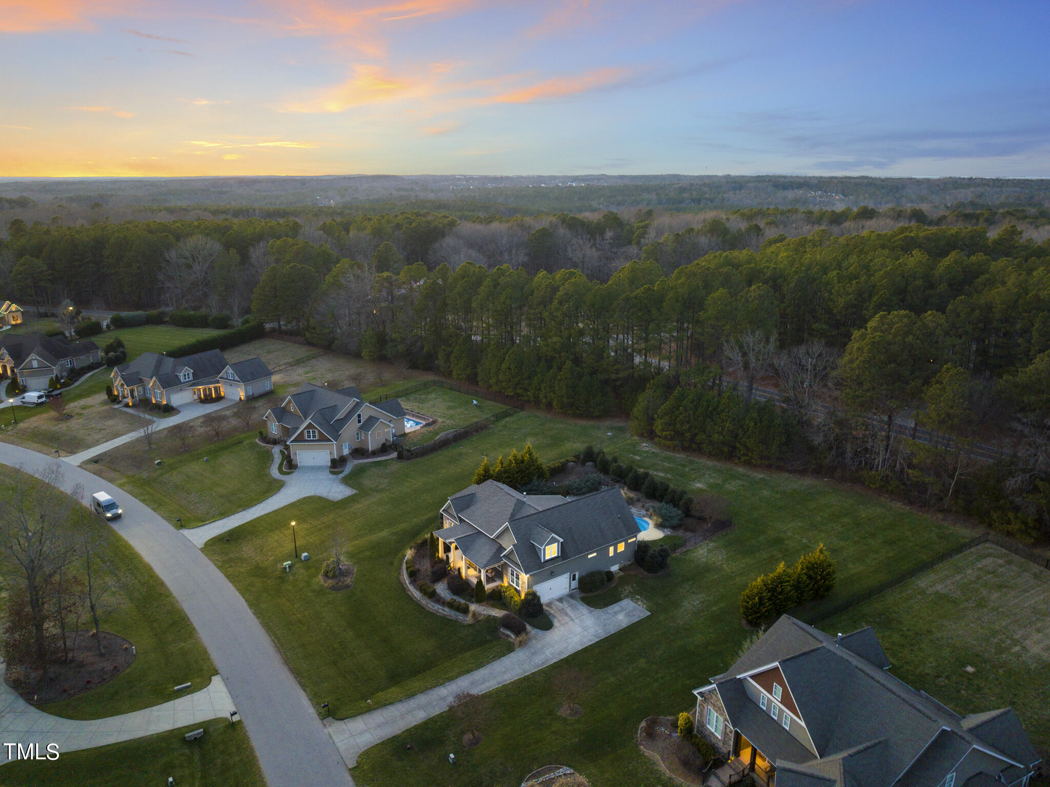 1107 Dovefield Lane