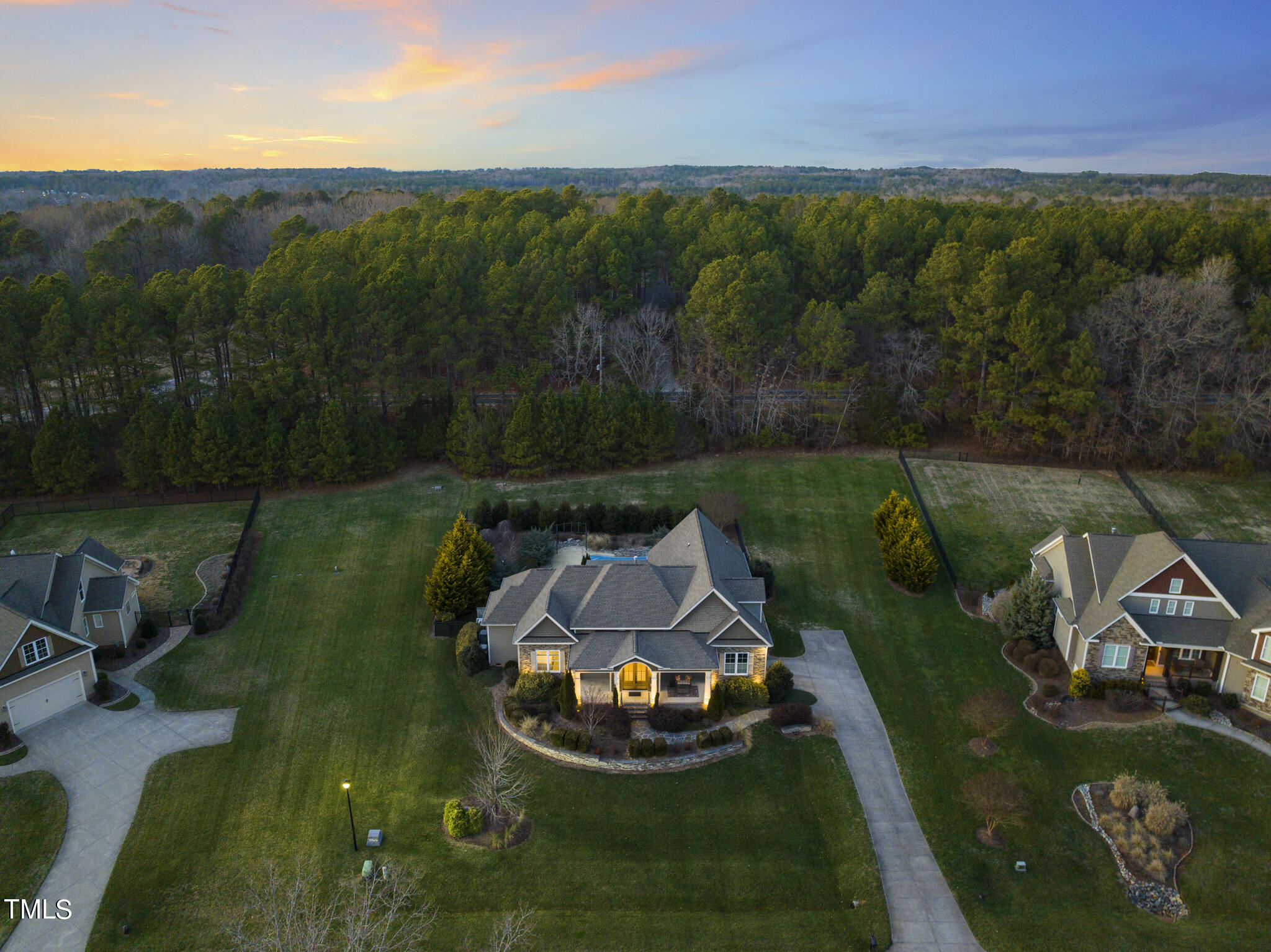 1107 Dovefield Lane