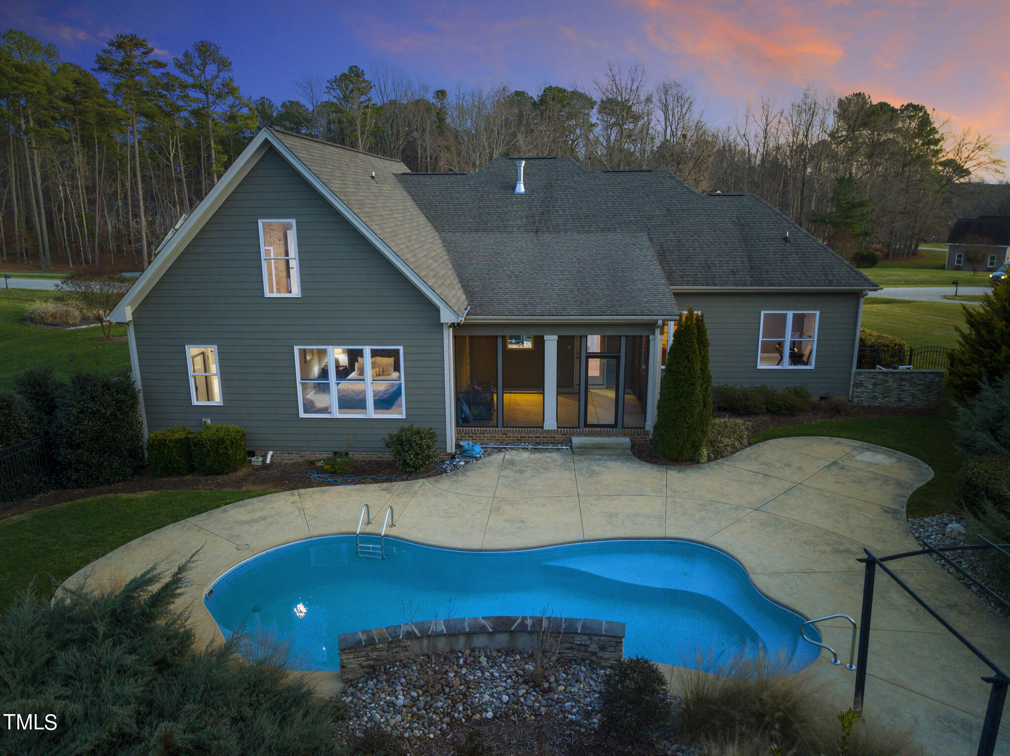1107 Dovefield Lane