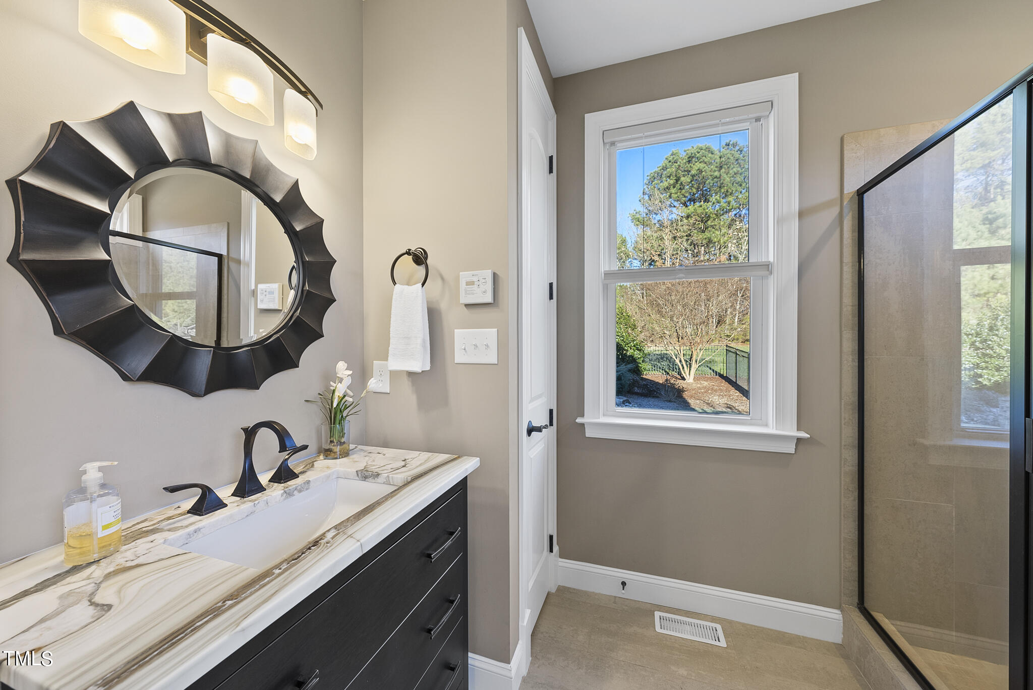 1107 Dovefield Lane