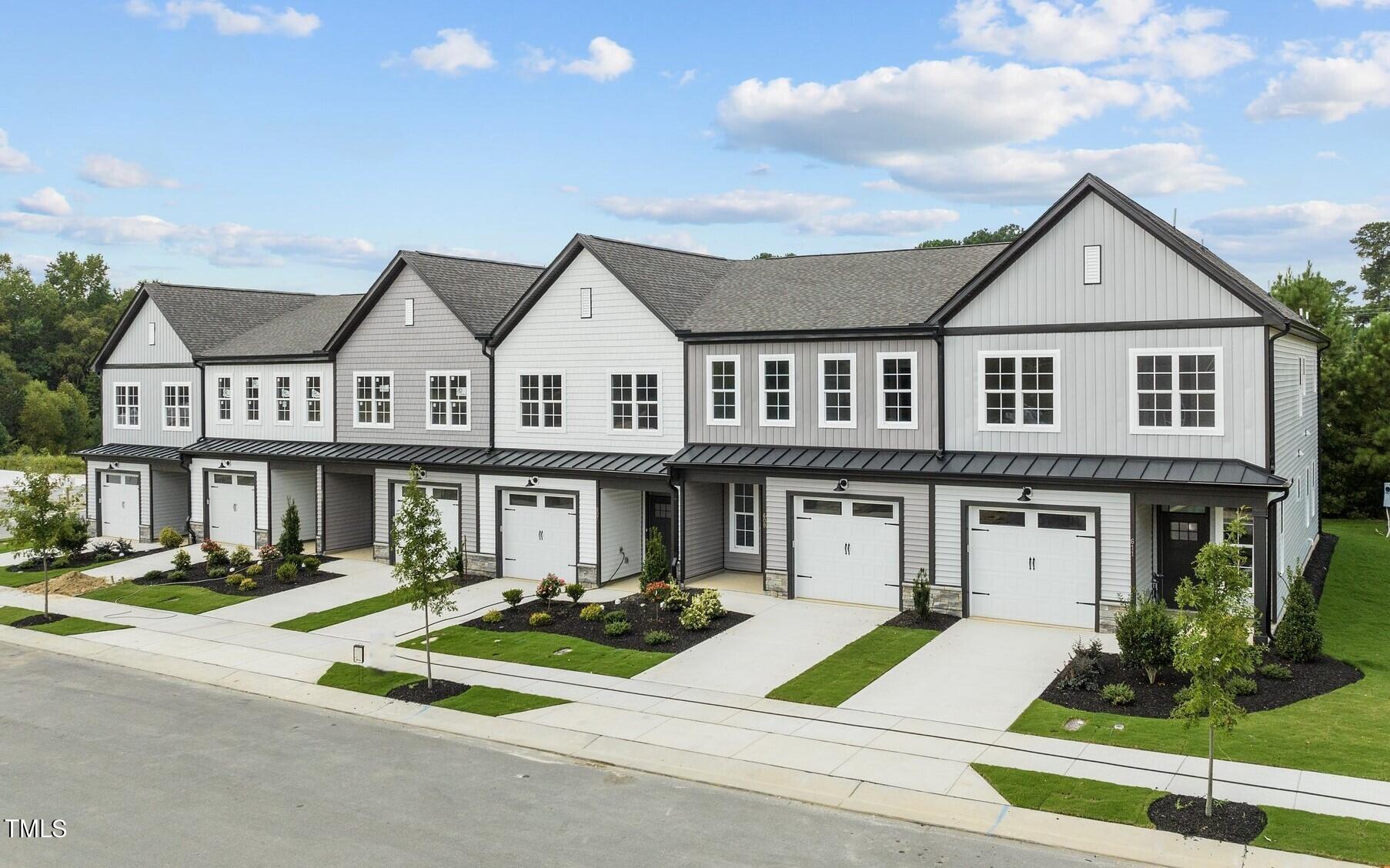 605 Marshskip Way