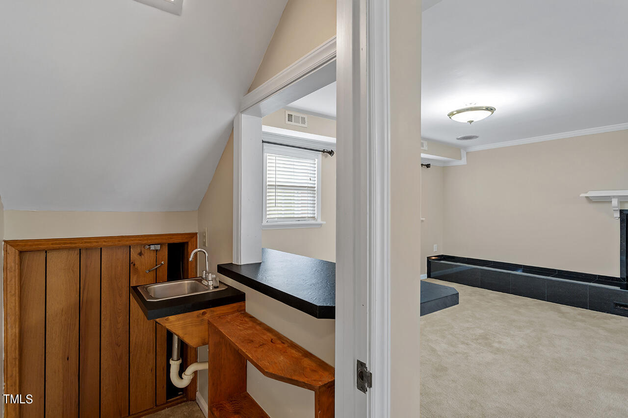 1500 Favorwood Court