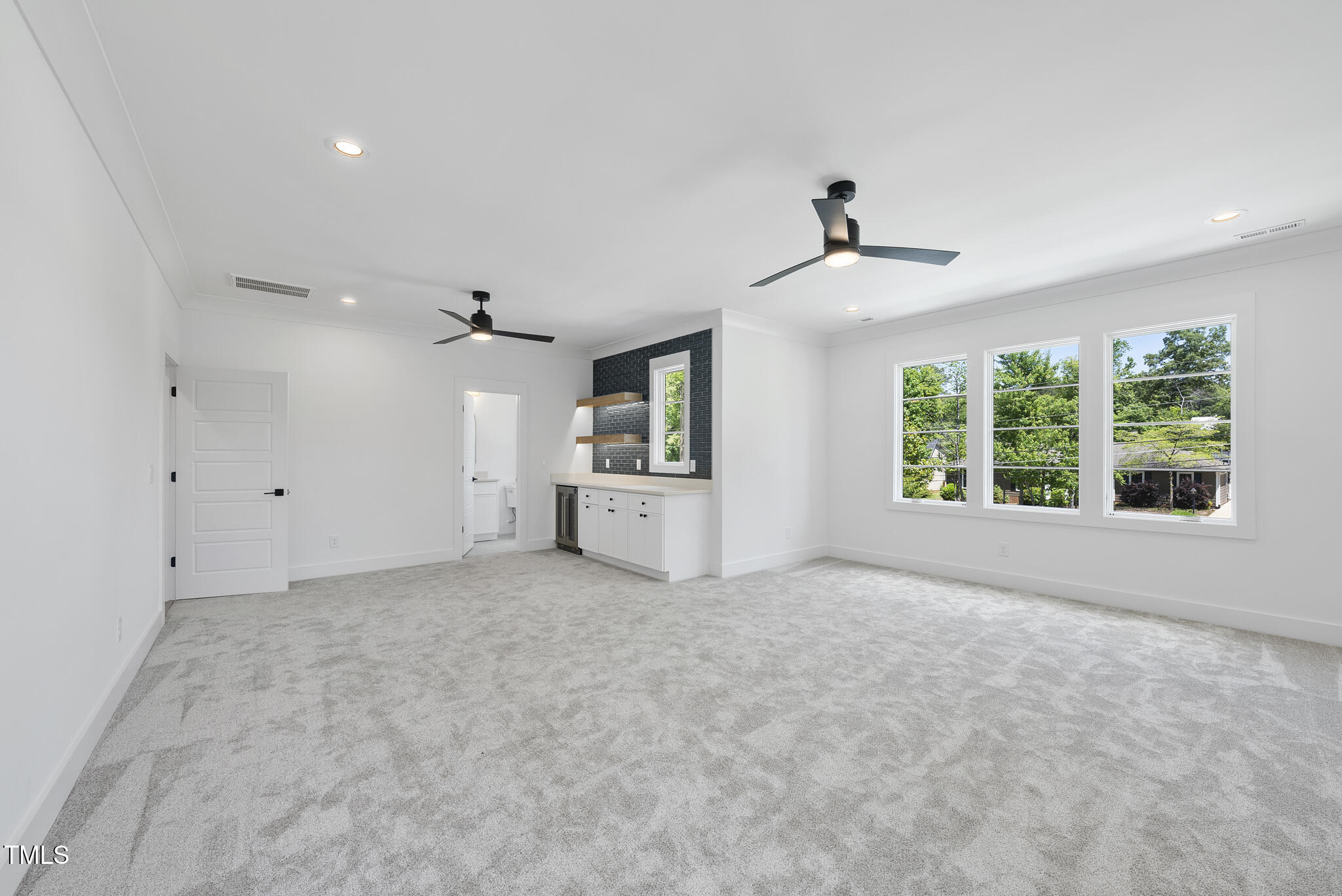 5305 Dixon Drive