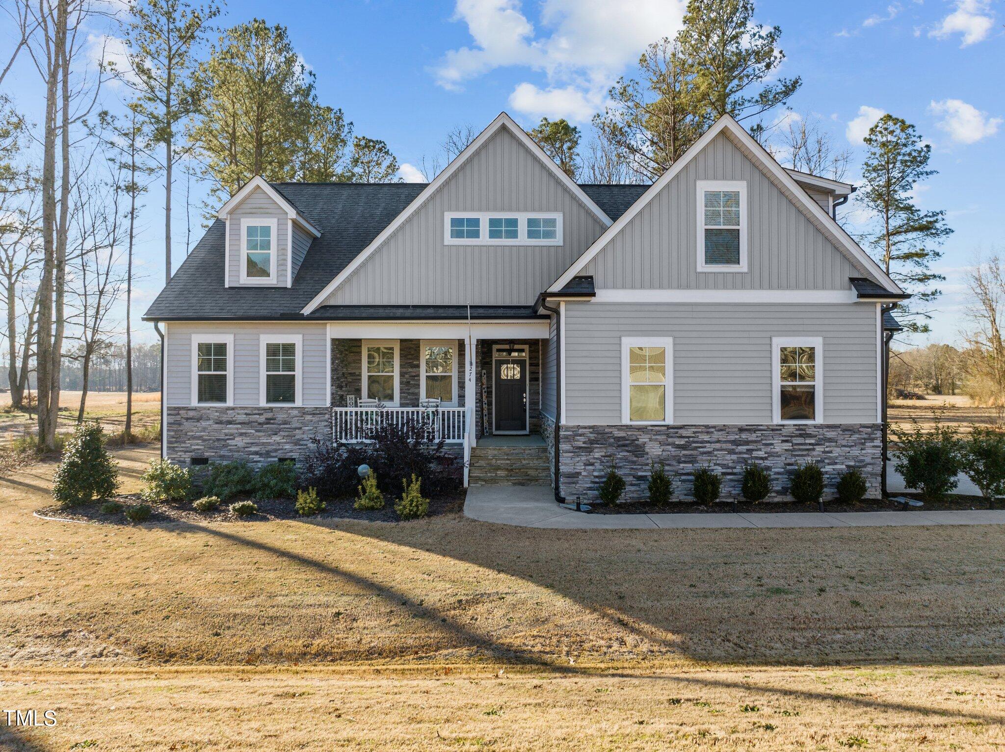 274 W Odell Lane