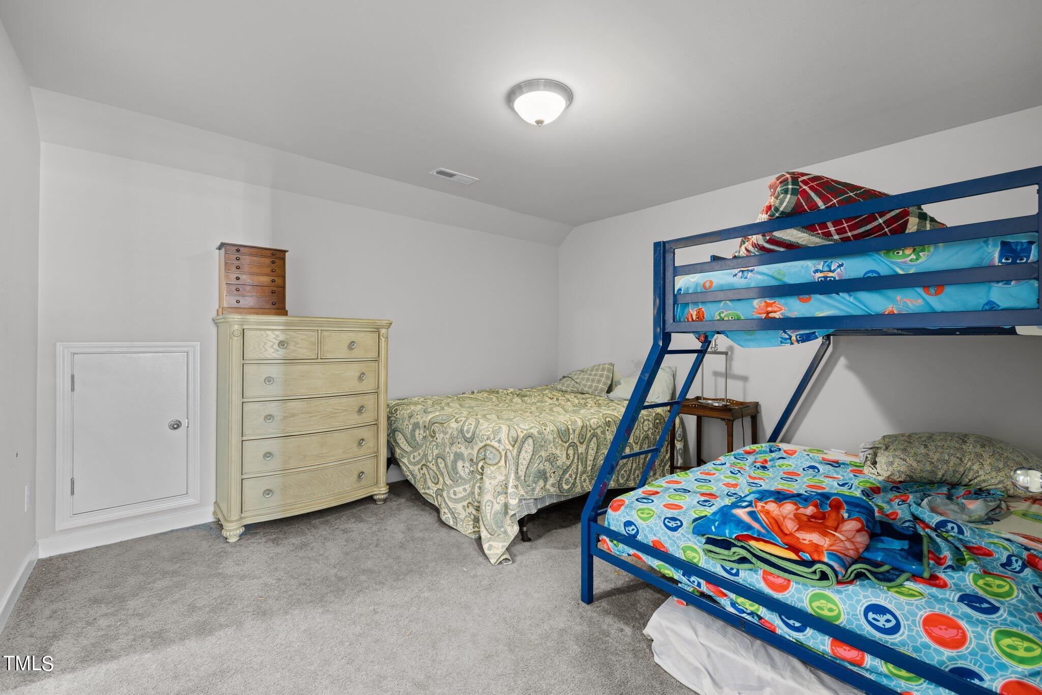 274 W Odell Lane