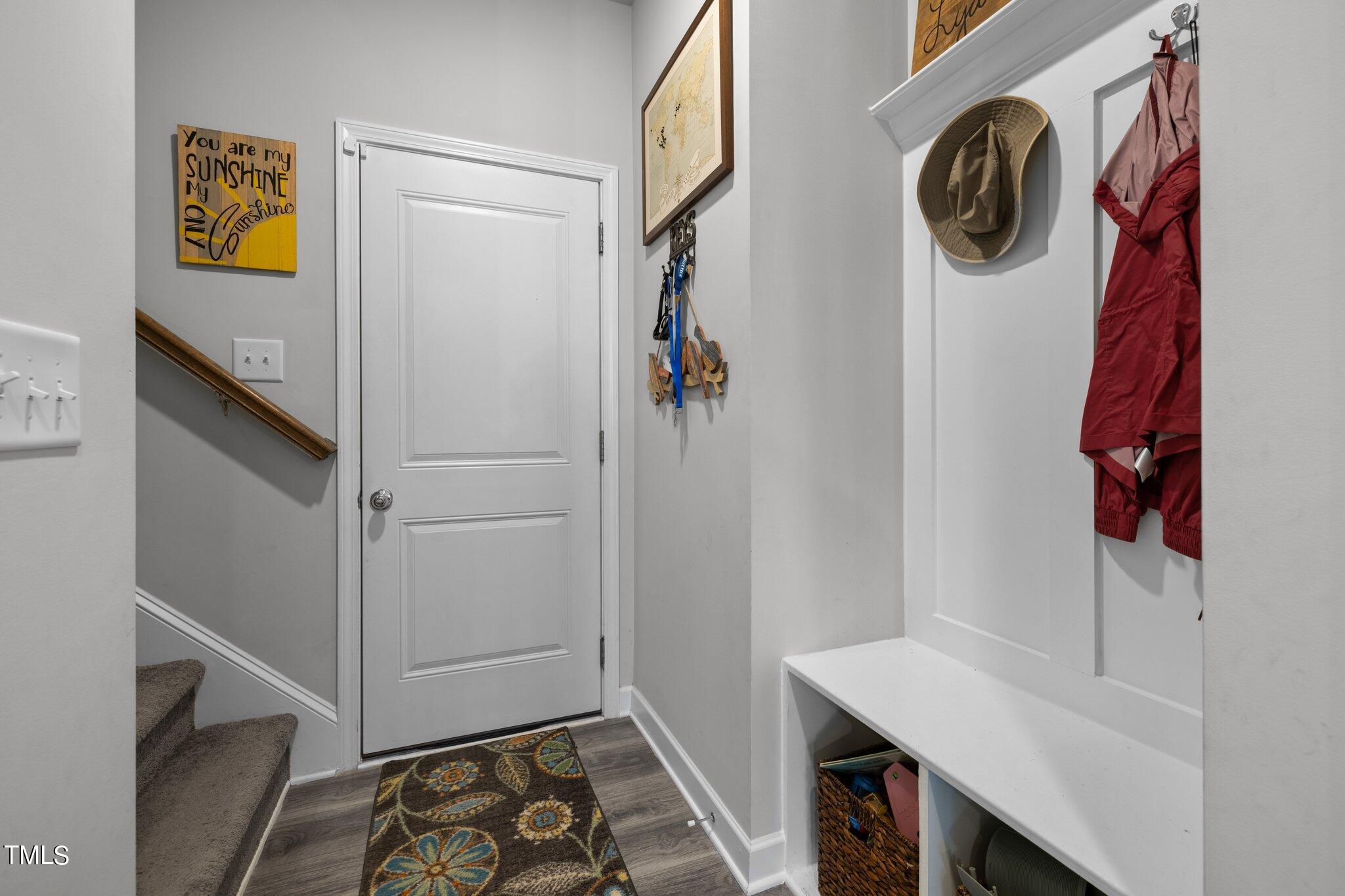 274 W Odell Lane