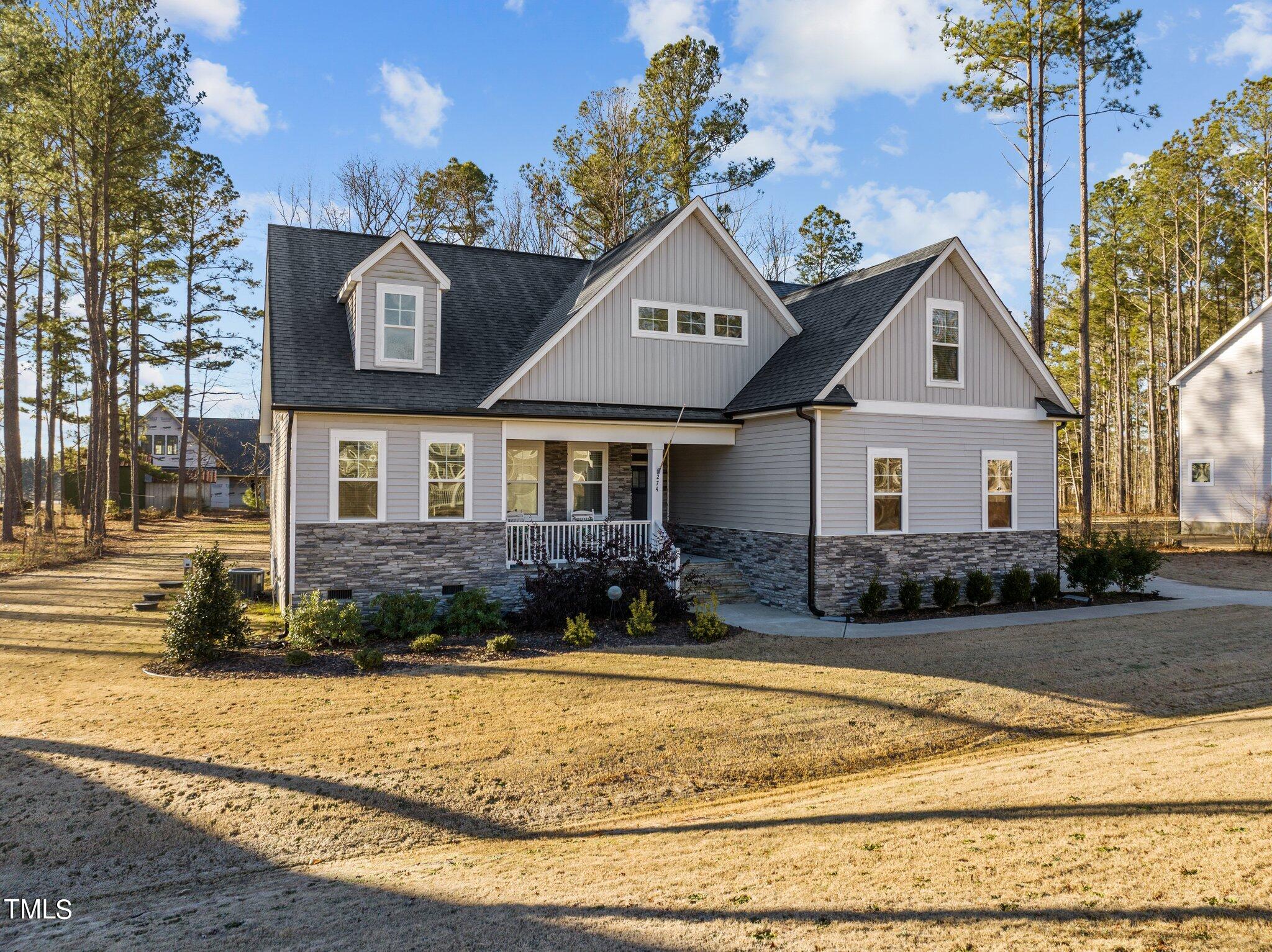 274 W Odell Lane