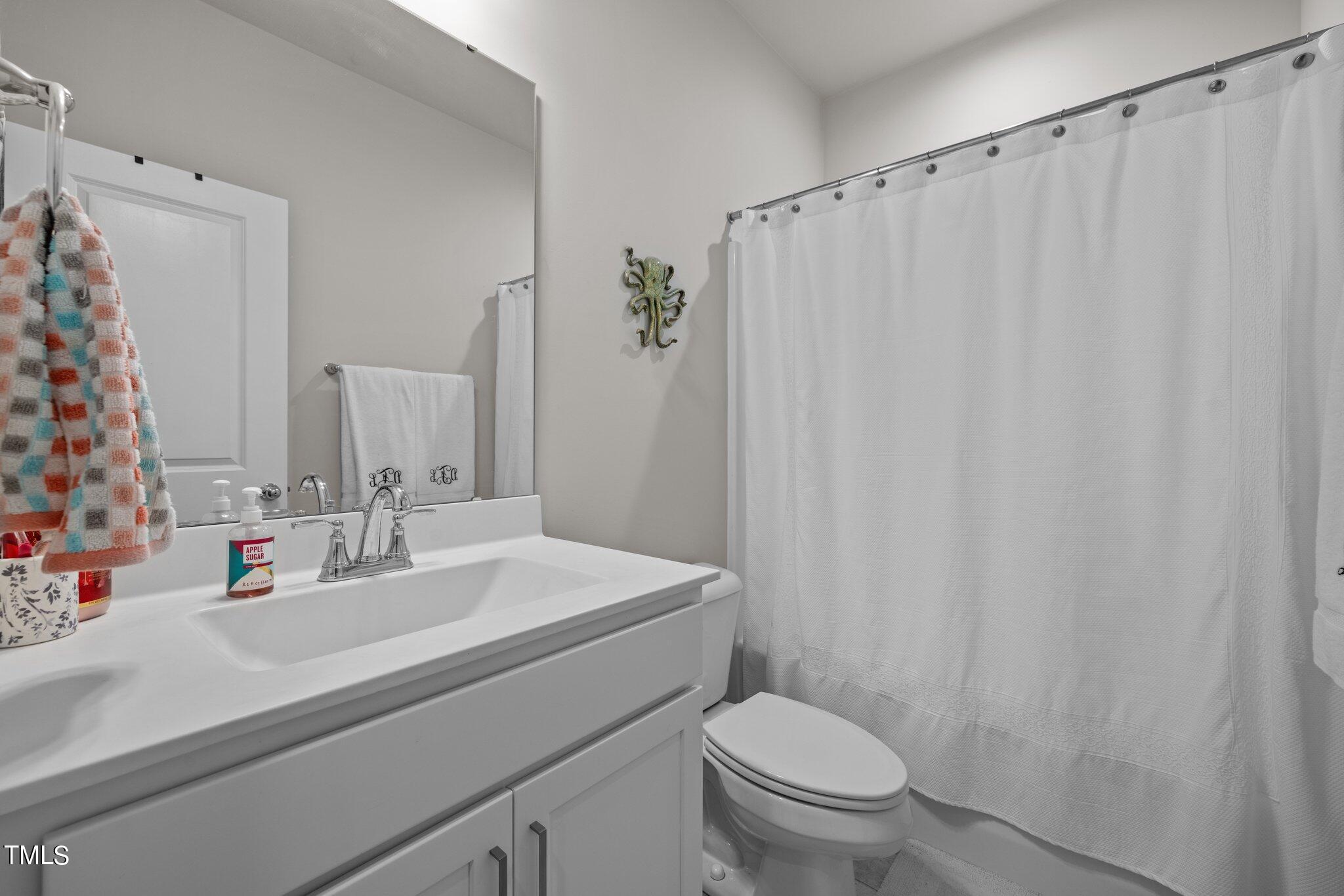 274 W Odell Lane