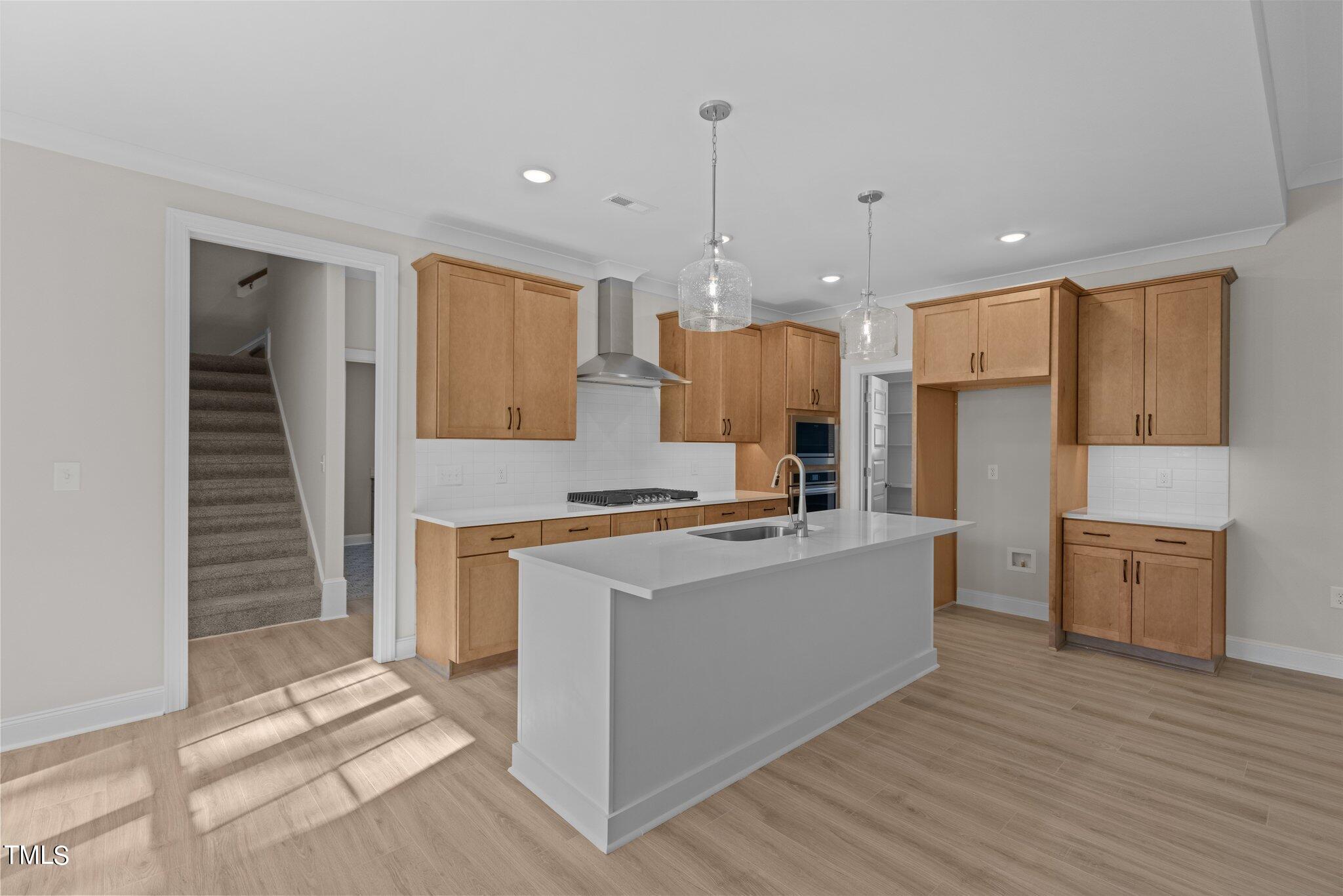 25 Hamilton Way # 33