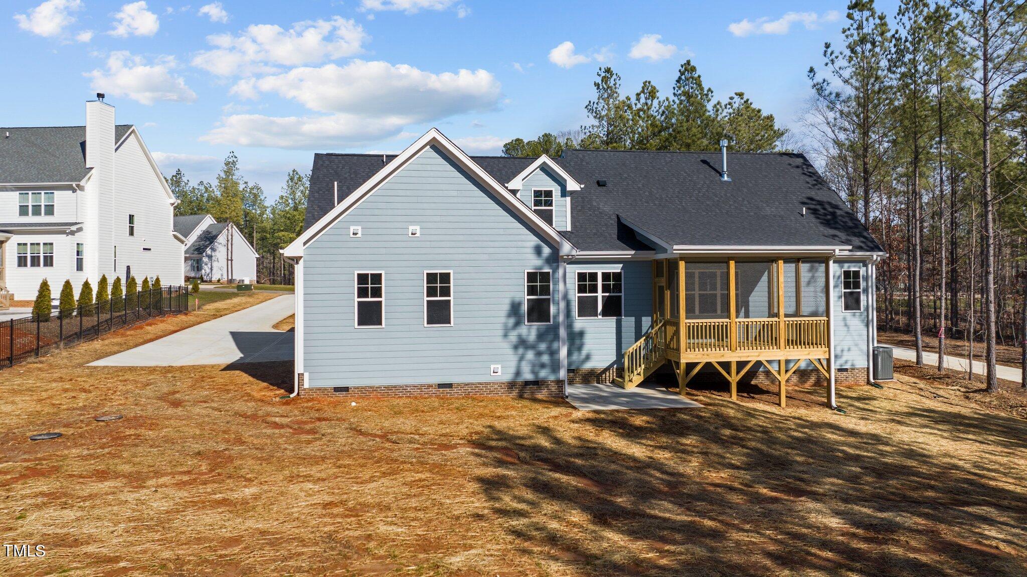 25 Hamilton Way # 33