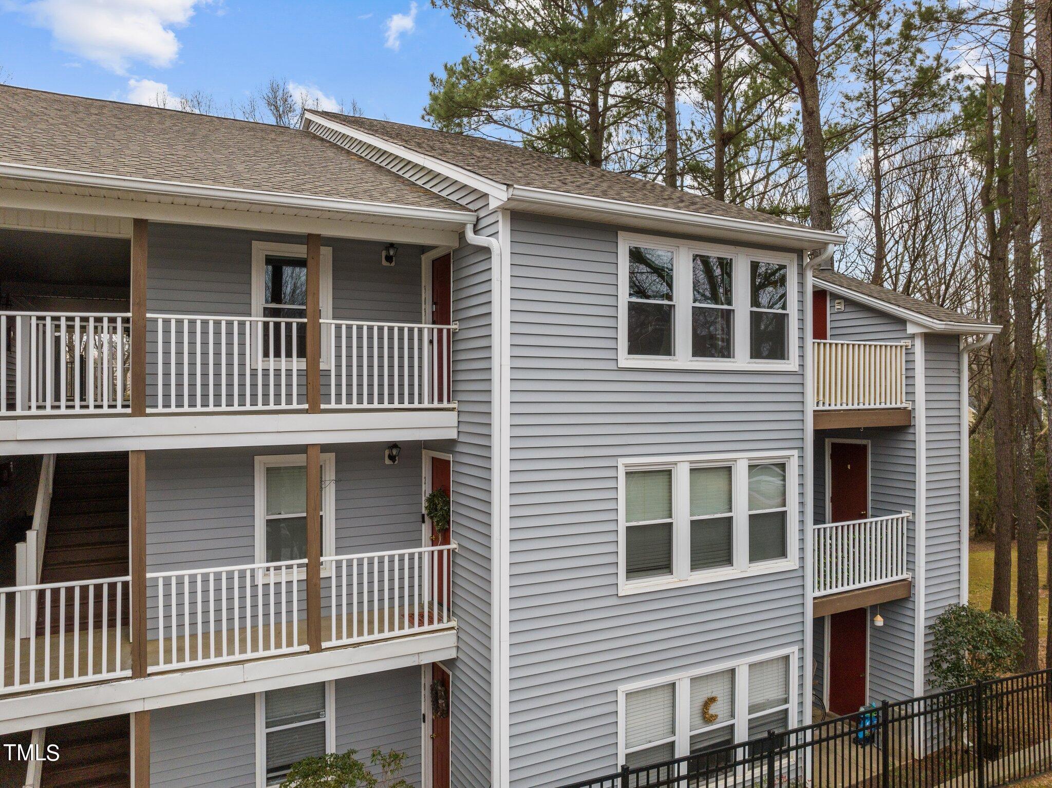 1301 Hillbrow Lane # 303