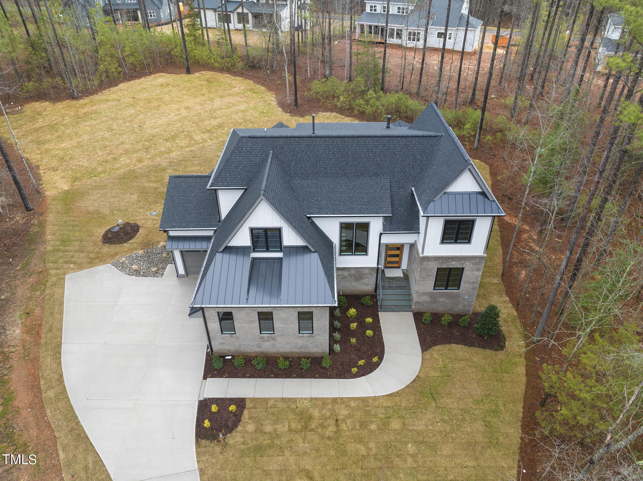 7820 Ailesbury Road
