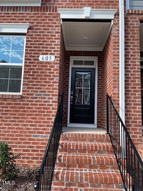 605 Gateway Crossing Lane