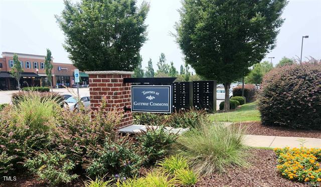 605 Gateway Crossing Lane