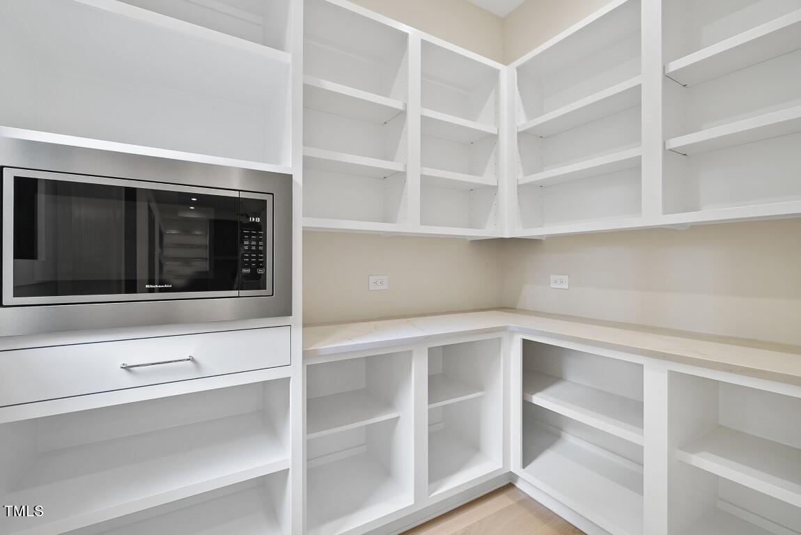 1308 Lennox Place
