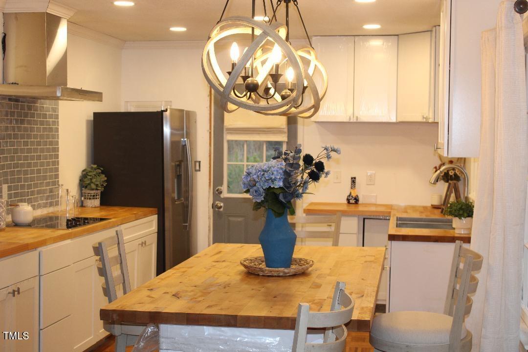 224 White Oak Drive
