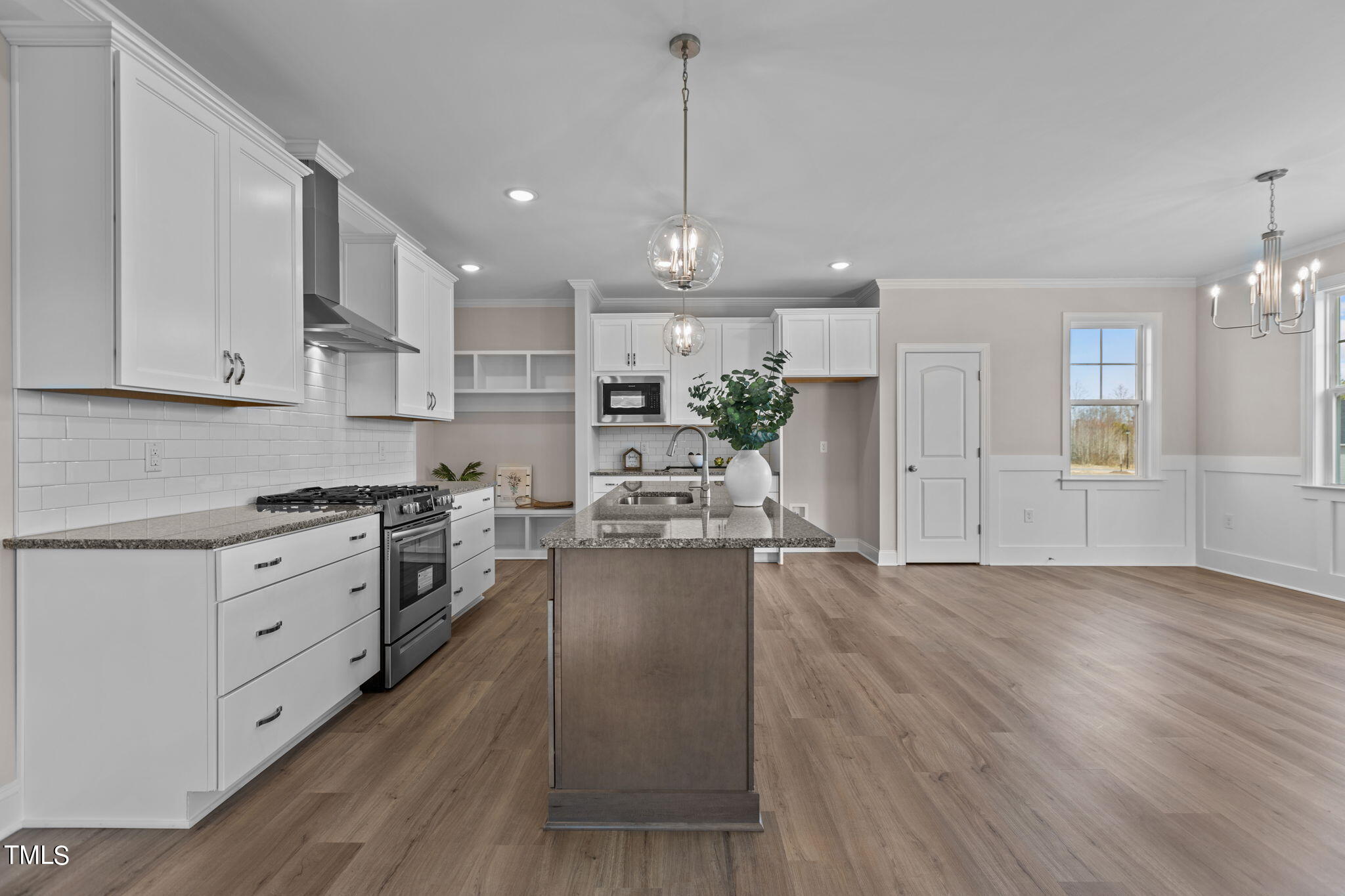 60 Diamond Creek Drive