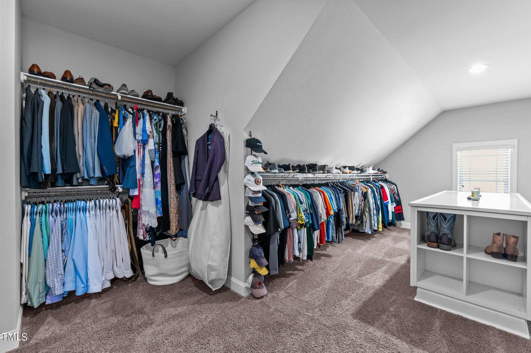 8238 Southmoor Hill Trail