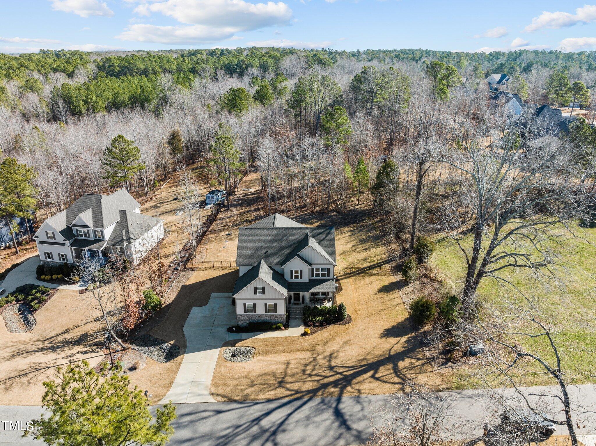 8238 Southmoor Hill Trail