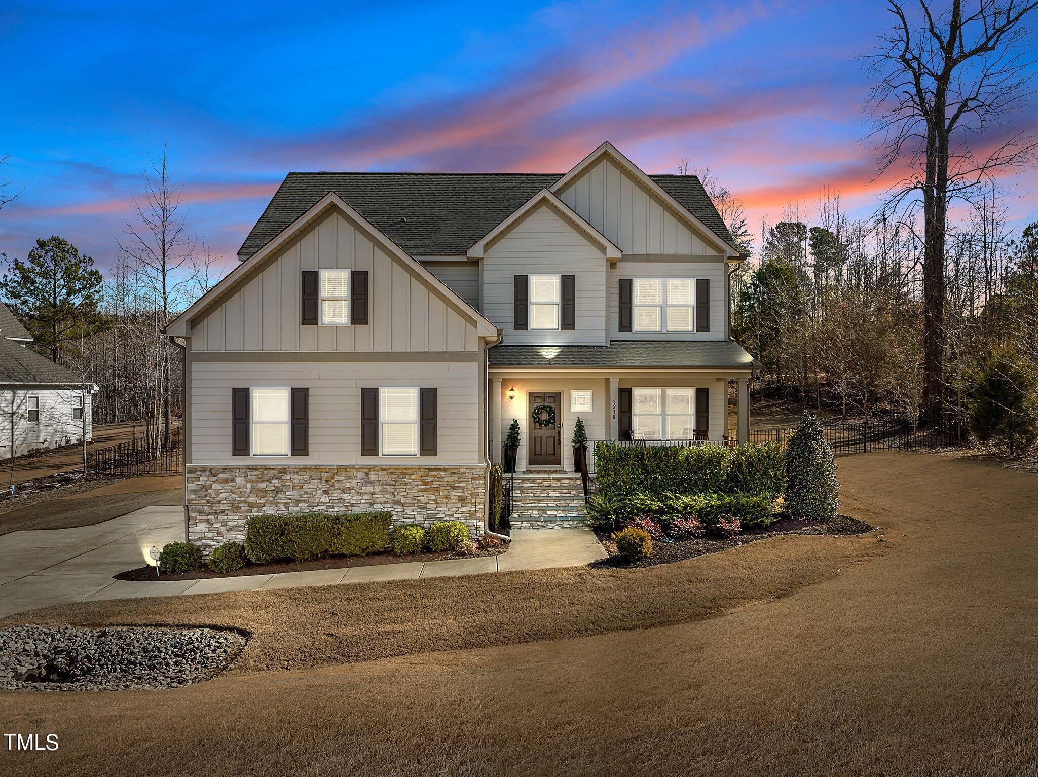 8238 Southmoor Hill Trail