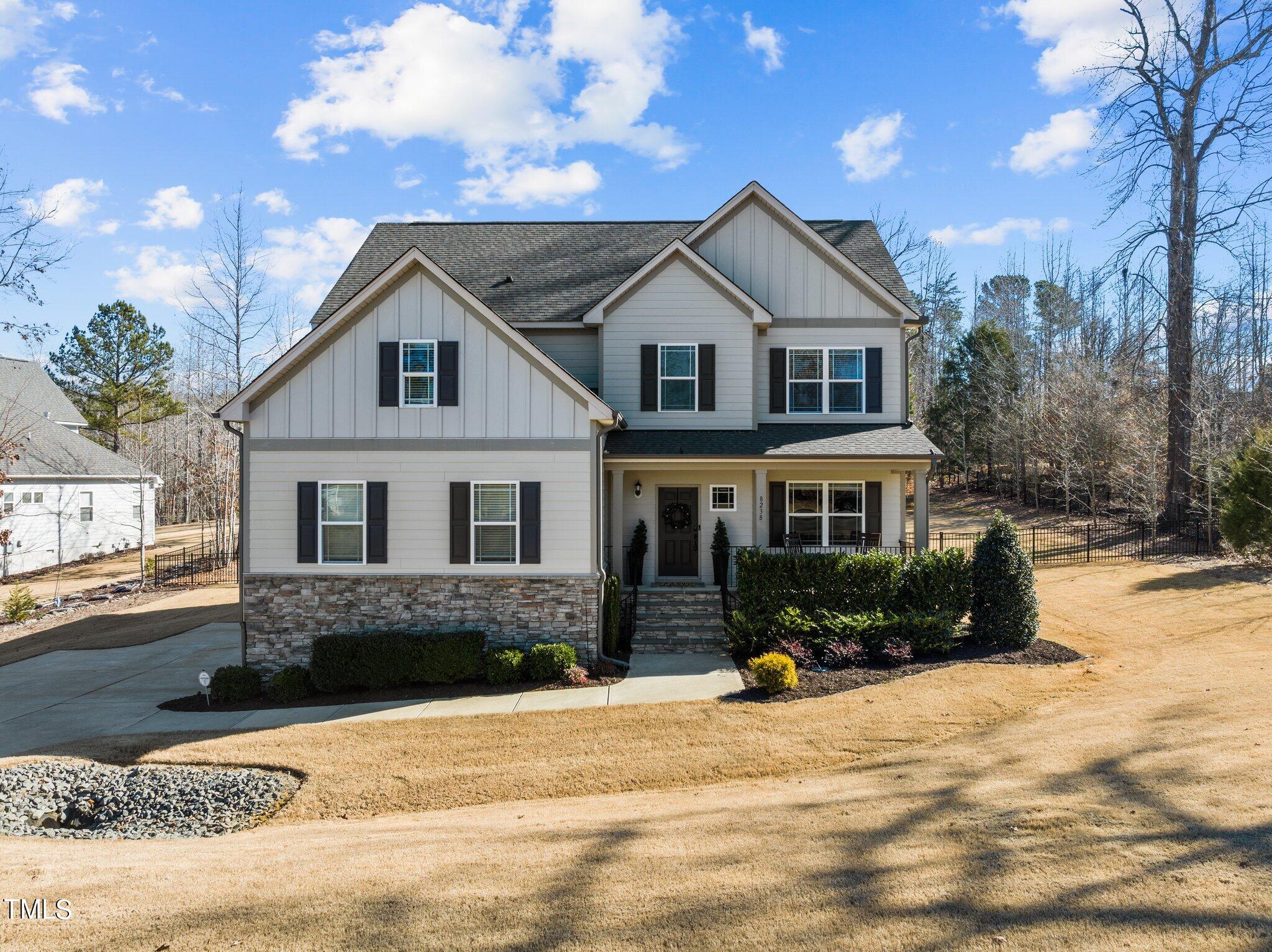 8238 Southmoor Hill Trail