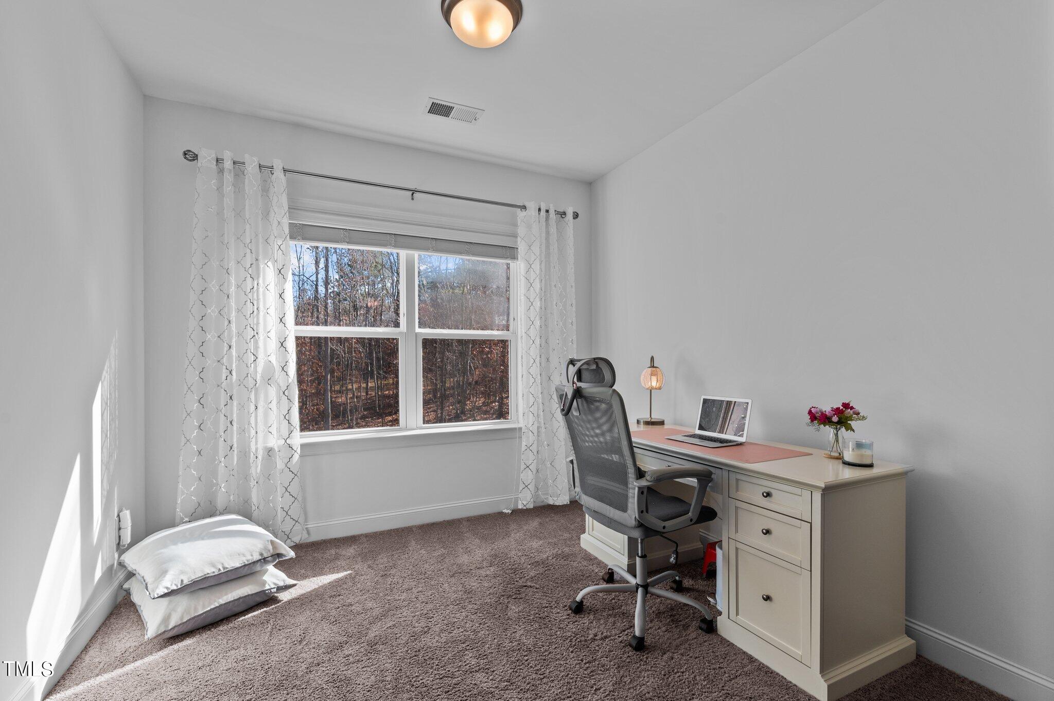 8238 Southmoor Hill Trail