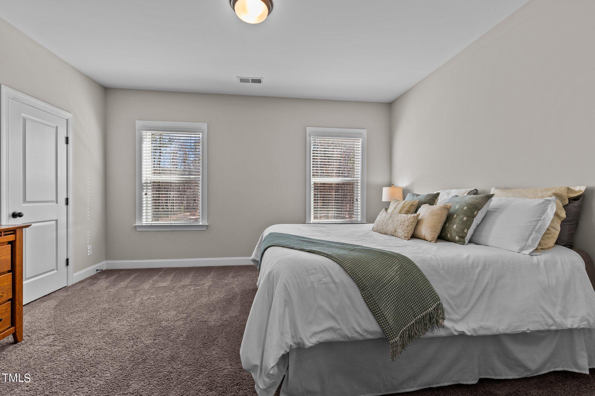 8238 Southmoor Hill Trail