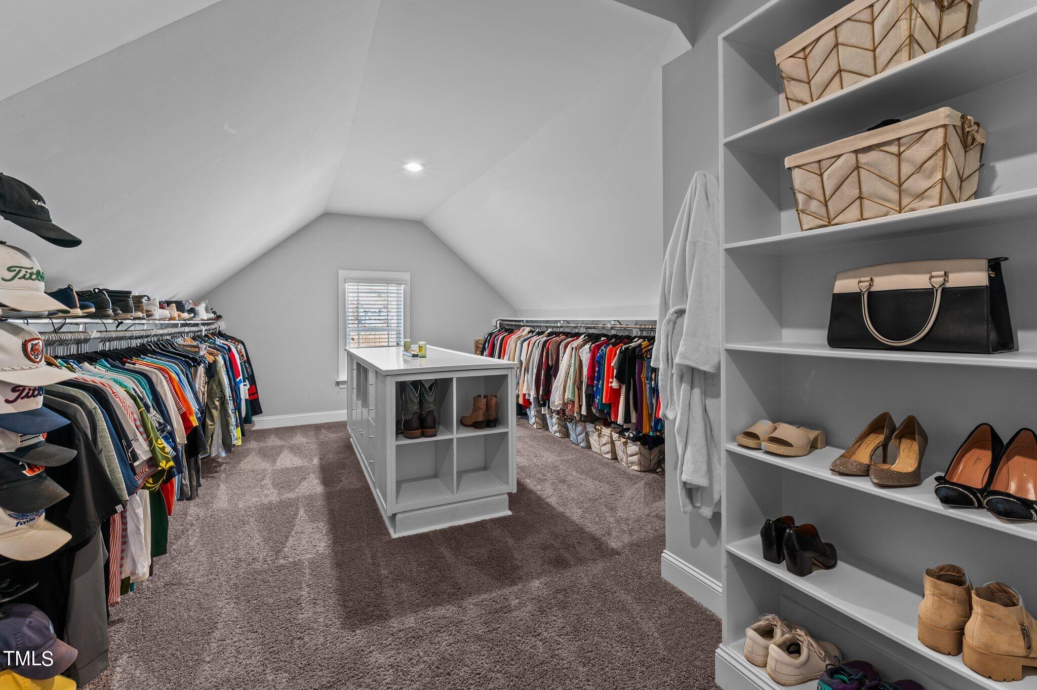 8238 Southmoor Hill Trail