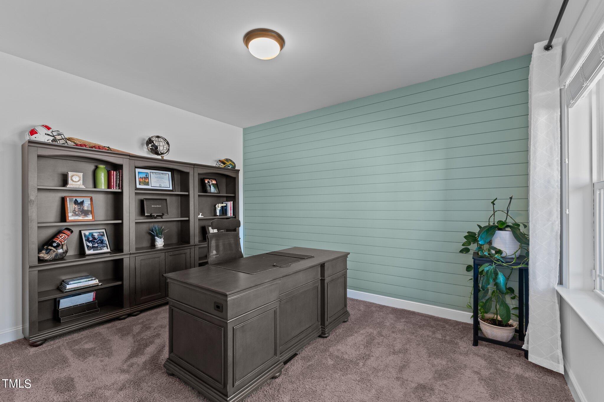 8238 Southmoor Hill Trail