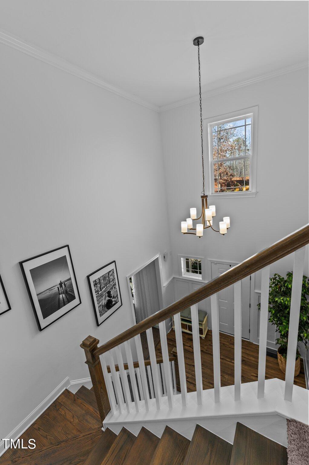 8238 Southmoor Hill Trail