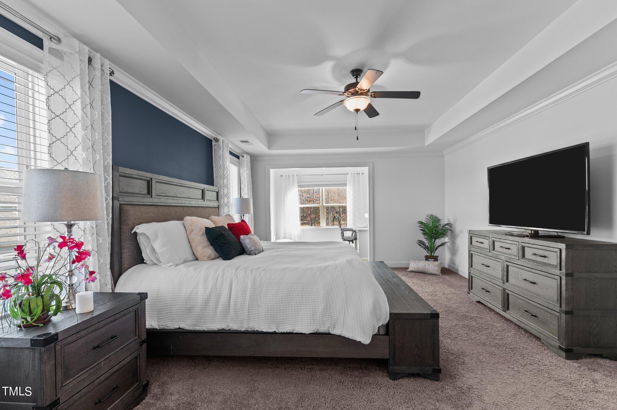 8238 Southmoor Hill Trail