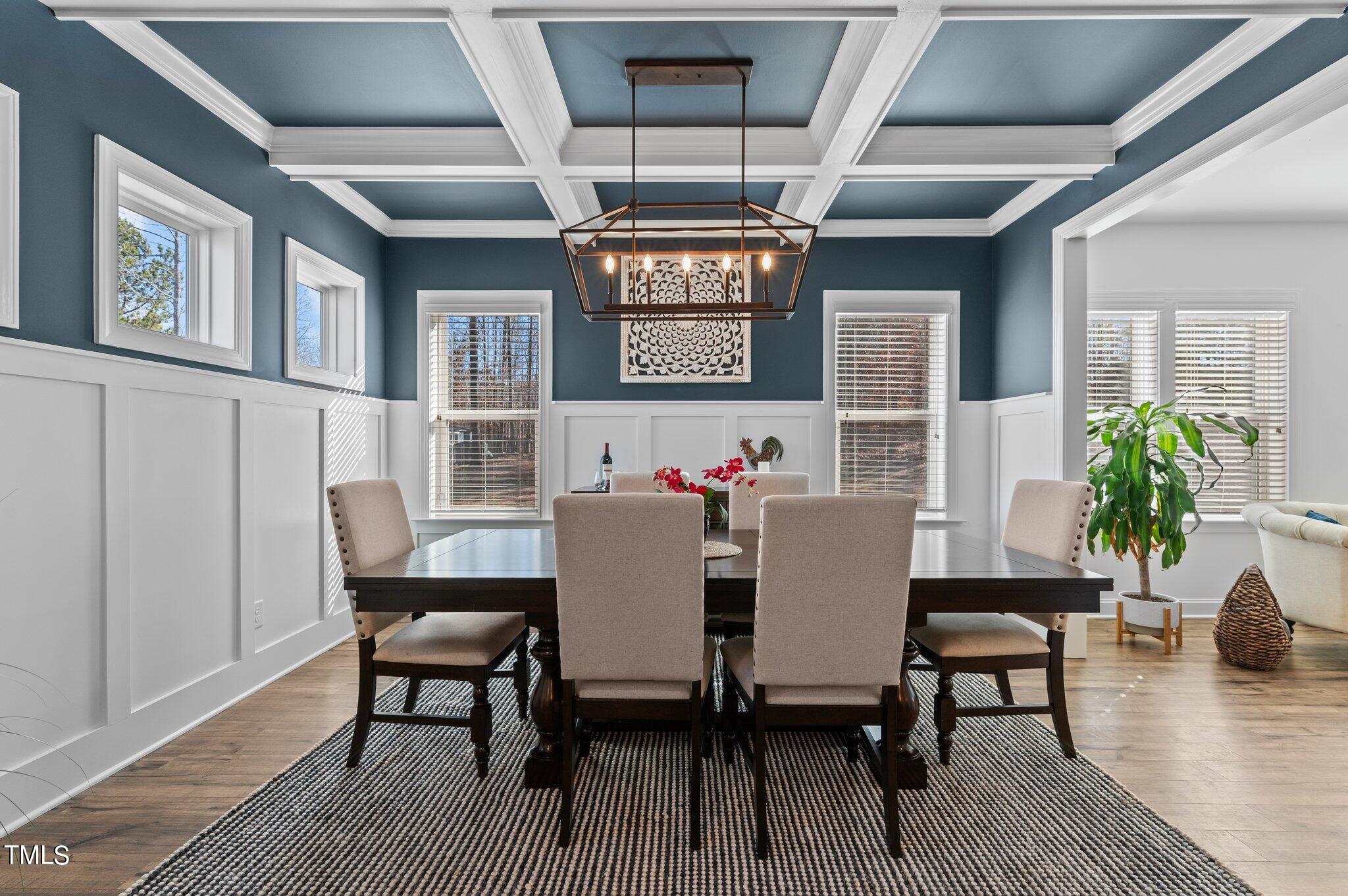 8238 Southmoor Hill Trail