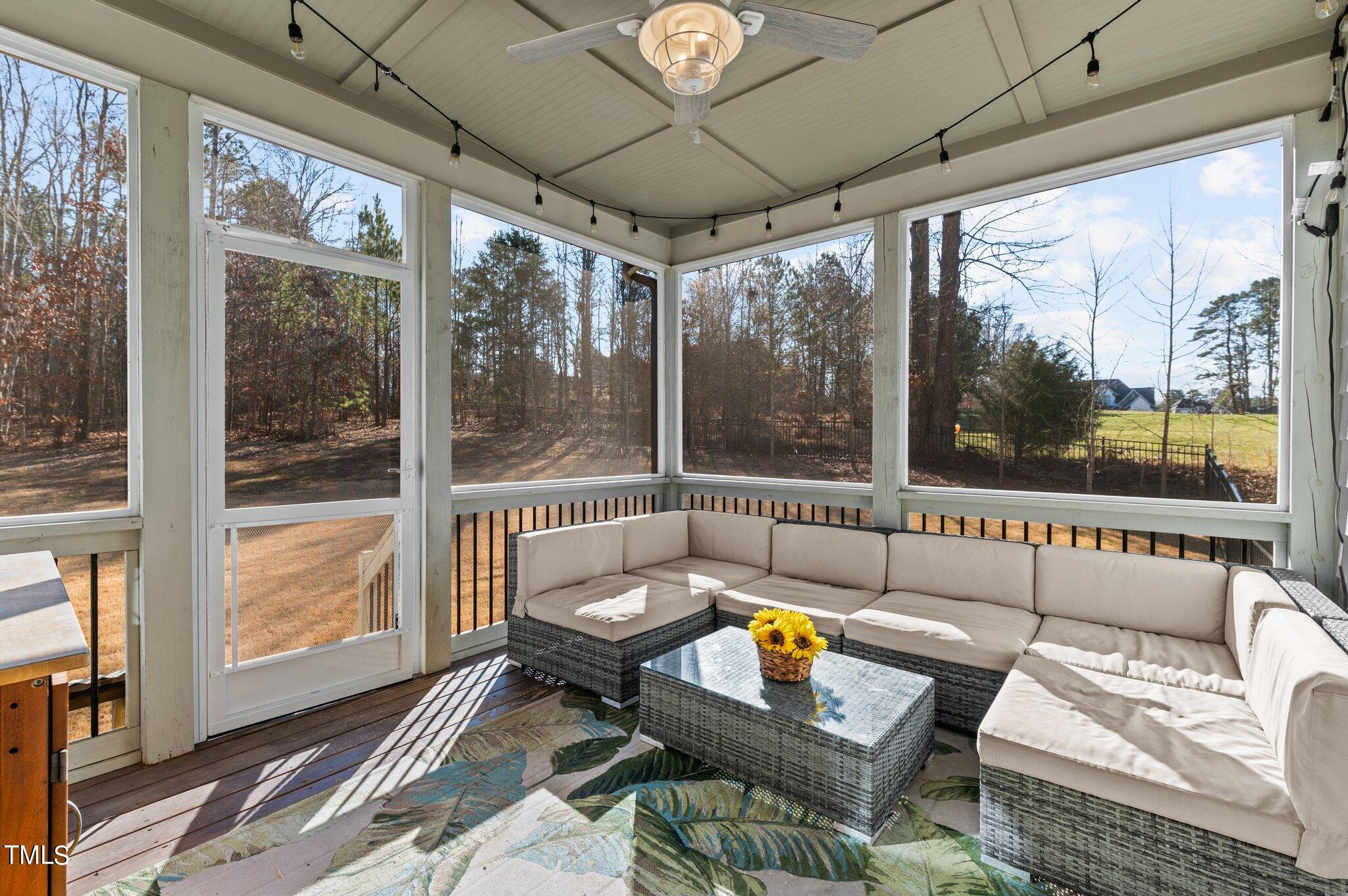 8238 Southmoor Hill Trail