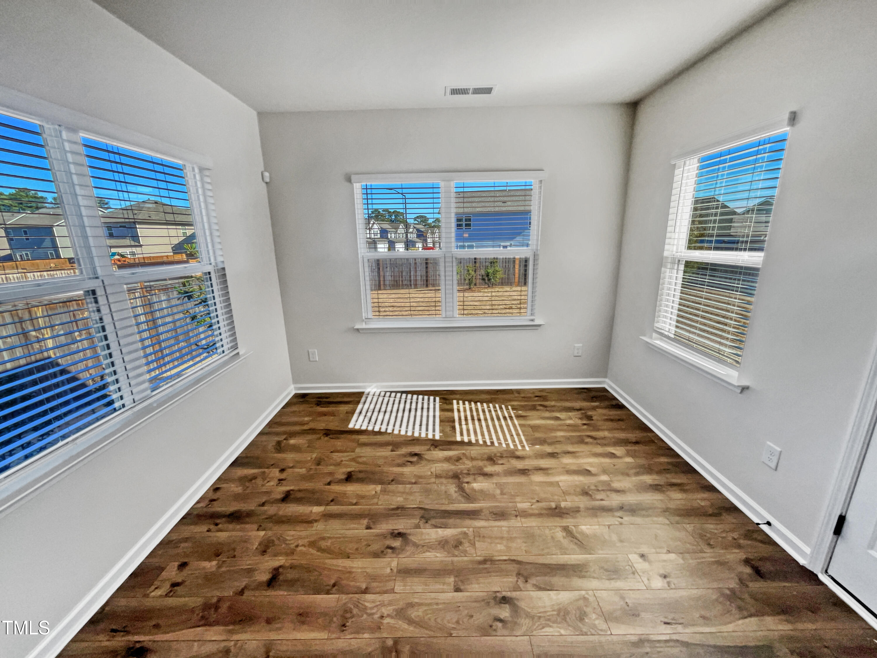 1108 Sandtrap Way