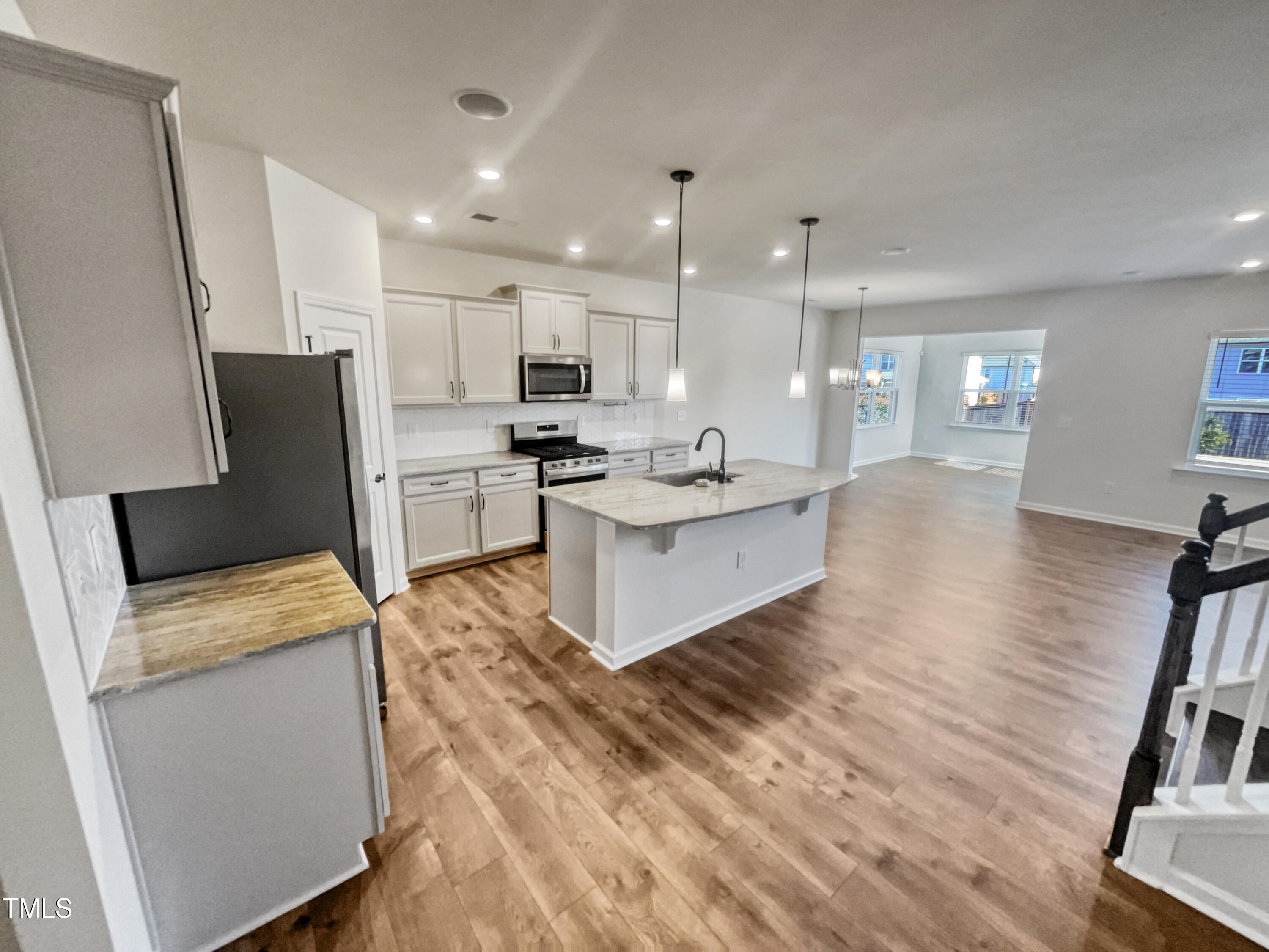 1108 Sandtrap Way