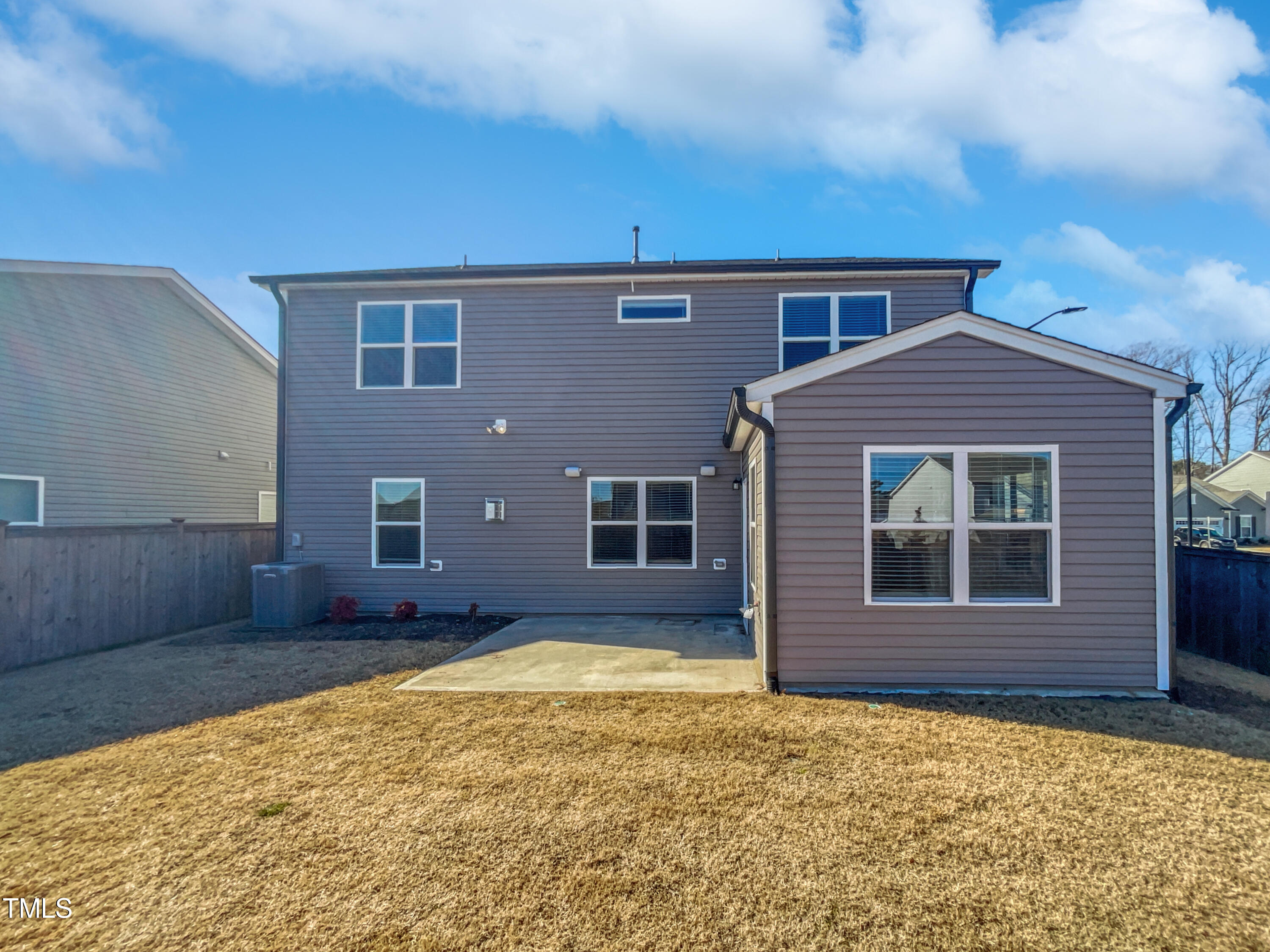 1108 Sandtrap Way
