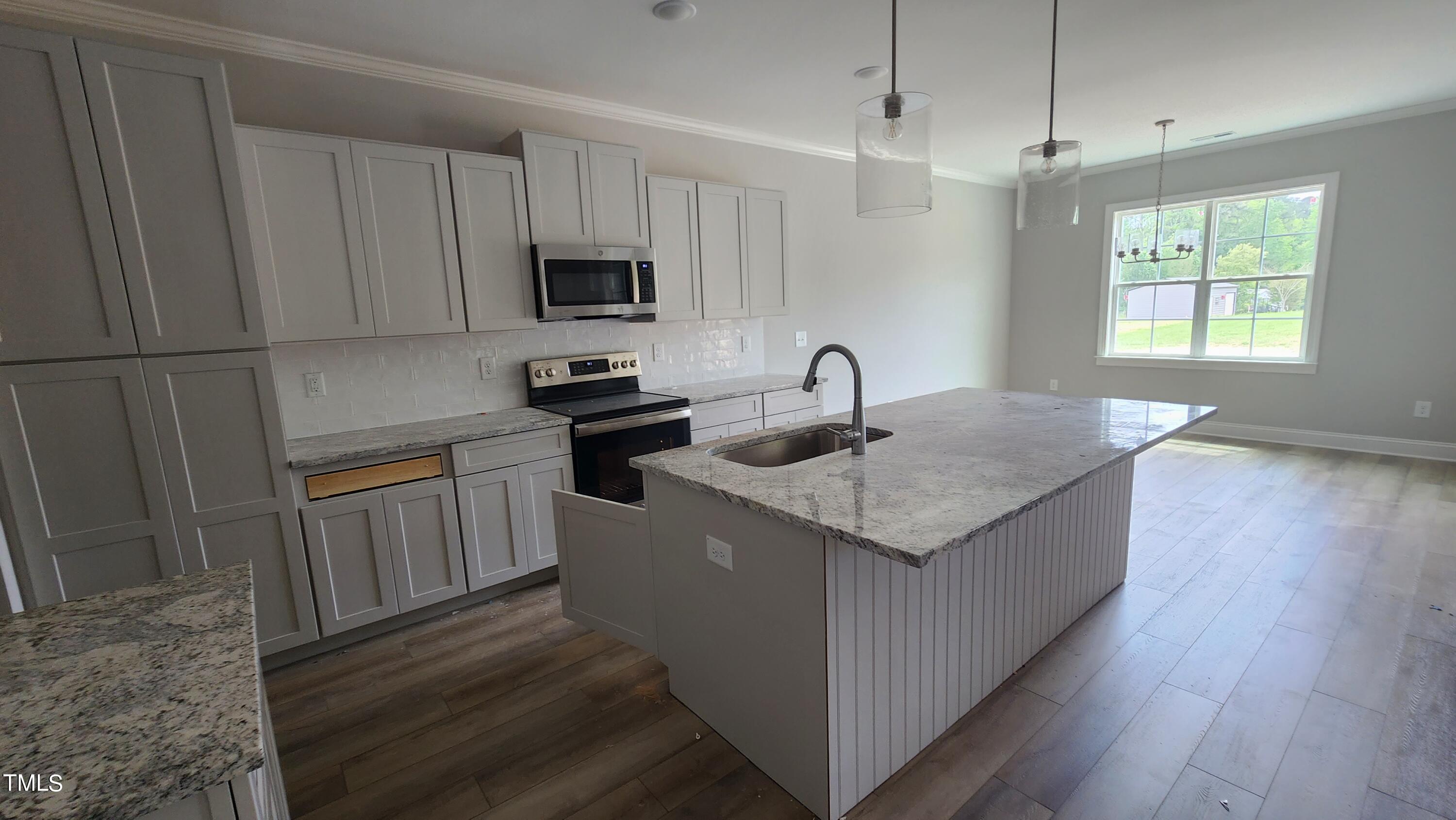 20 Weathered Oak Way