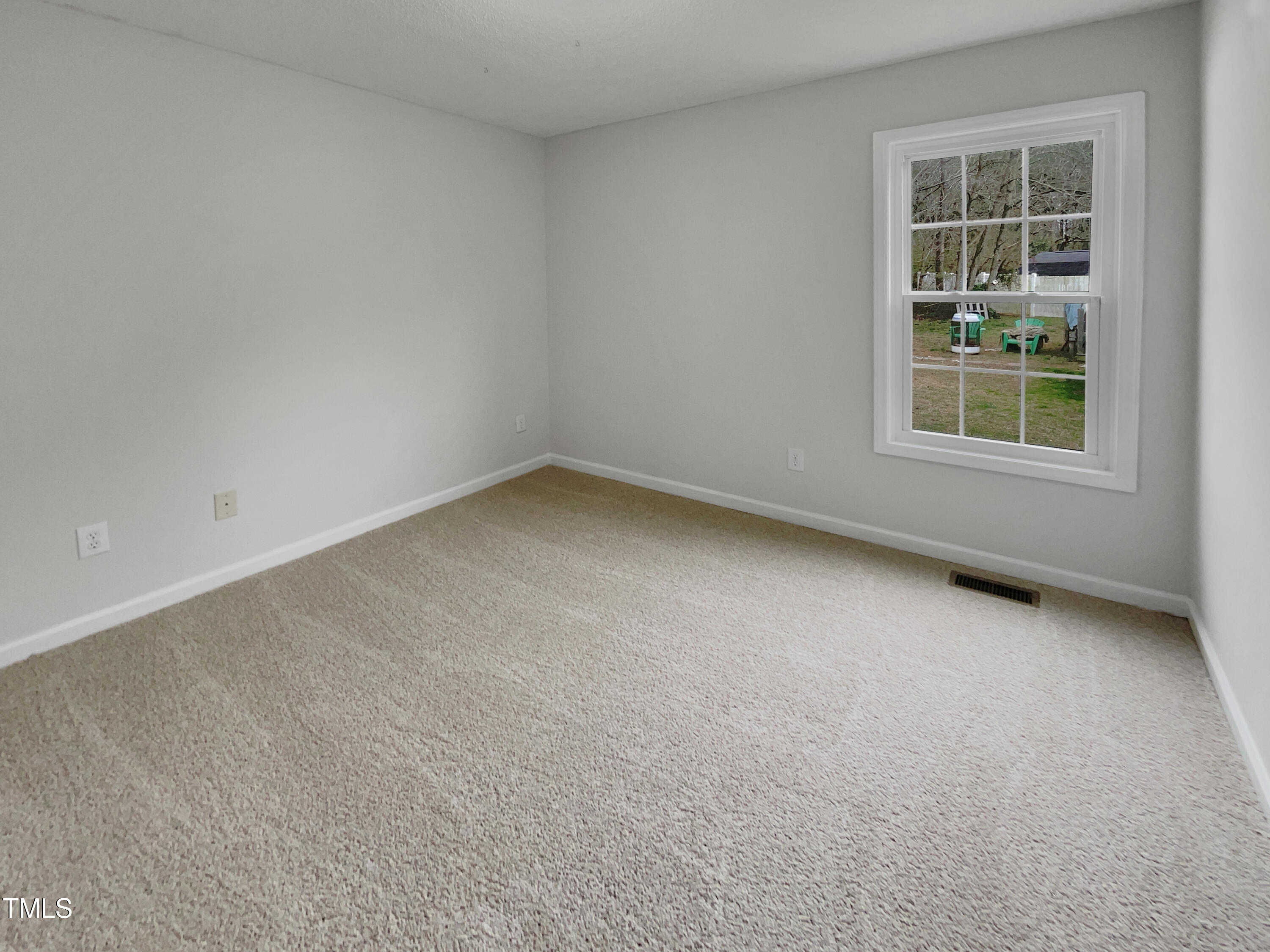 2136 Mckinnon Drive