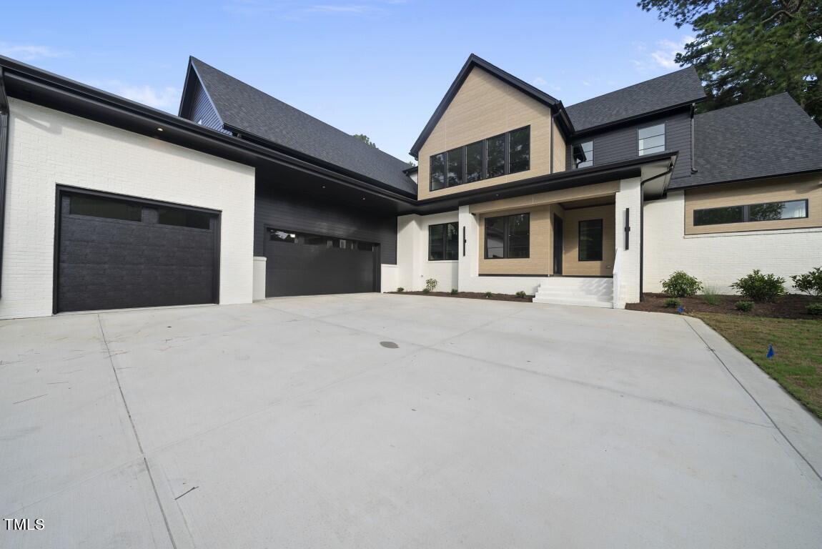1137 Ivy Lane