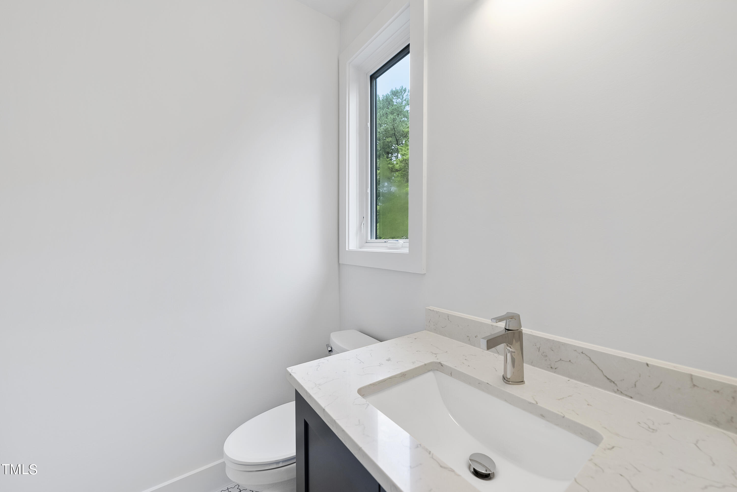 1137 Ivy Lane