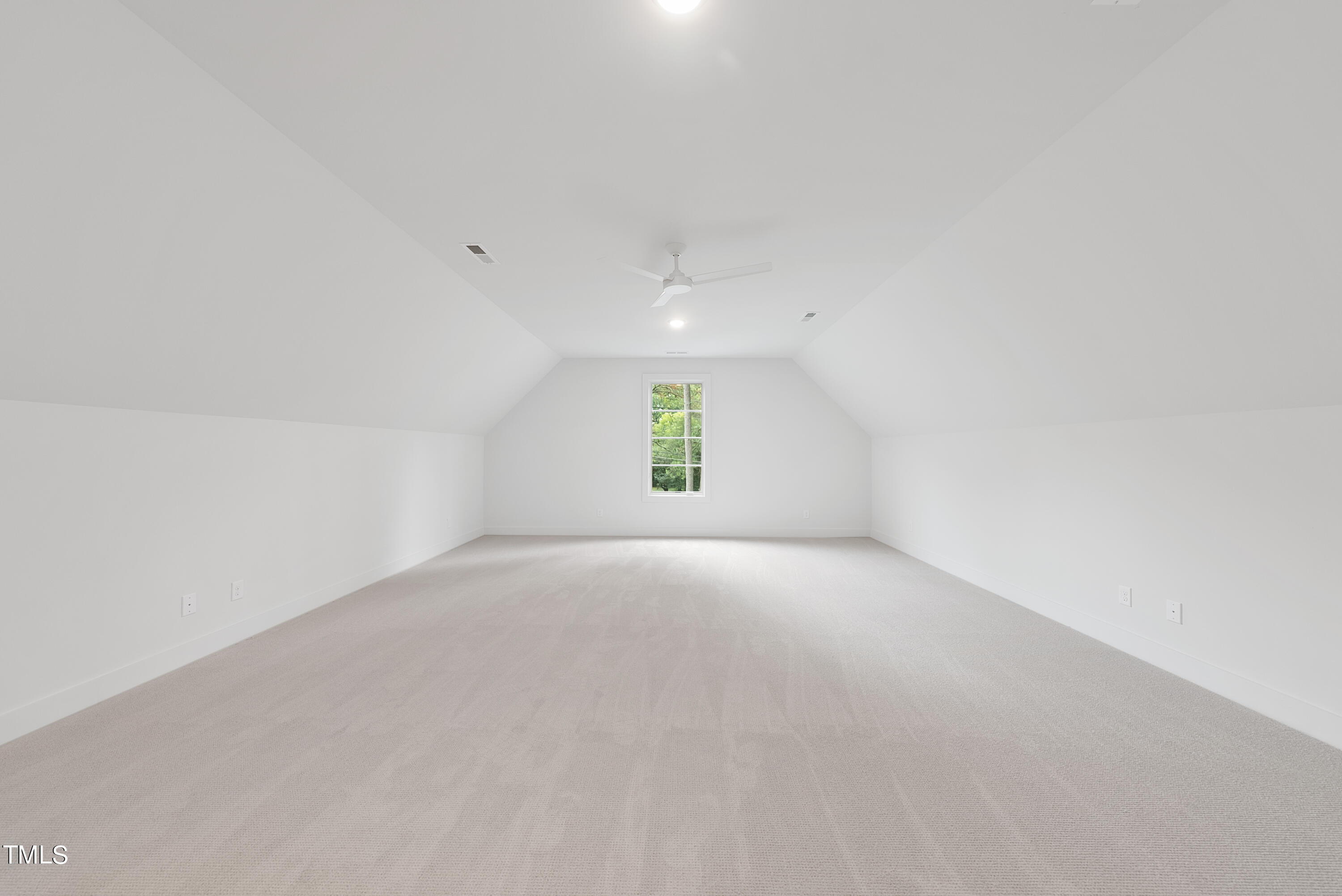 1137 Ivy Lane