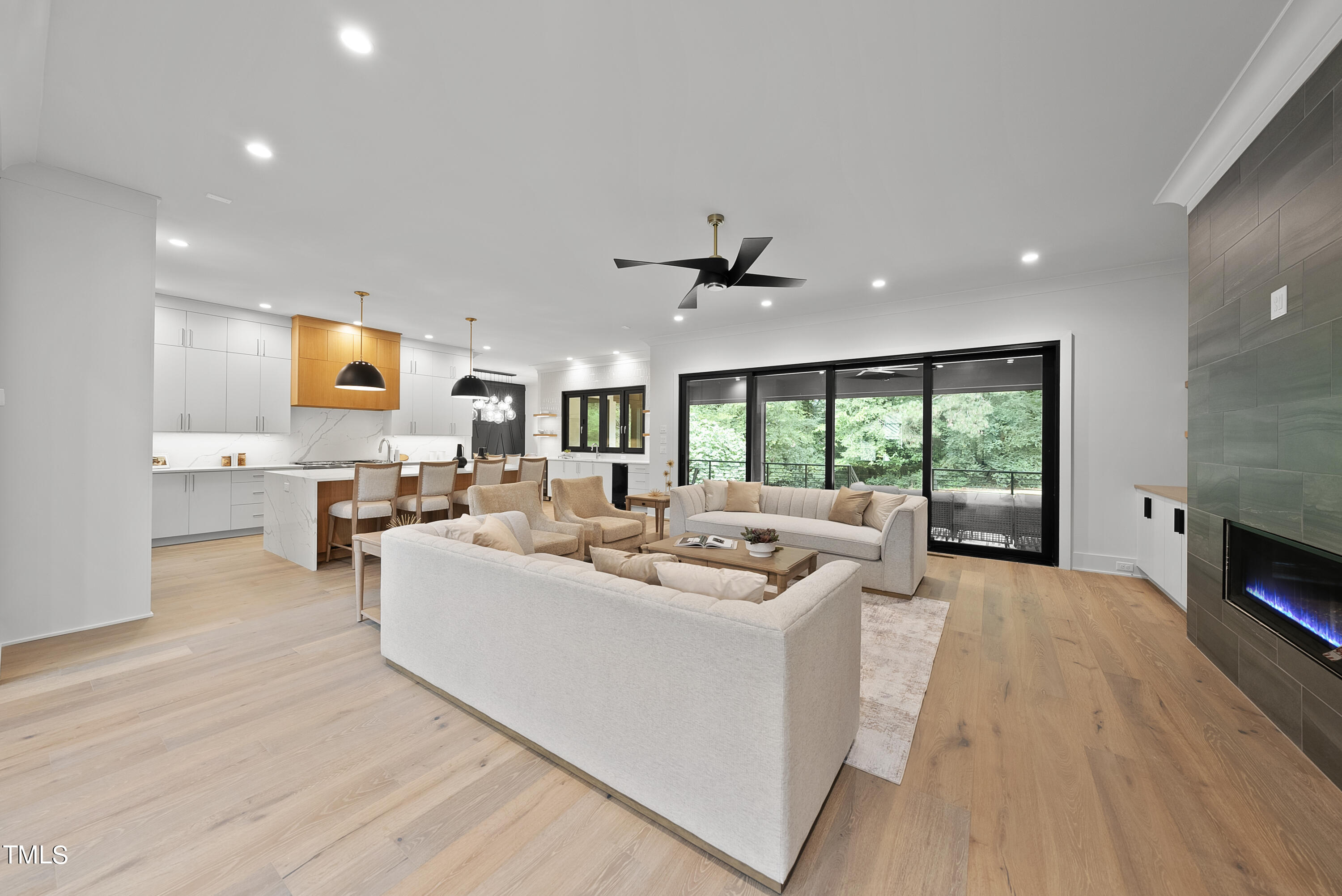 1137 Ivy Lane
