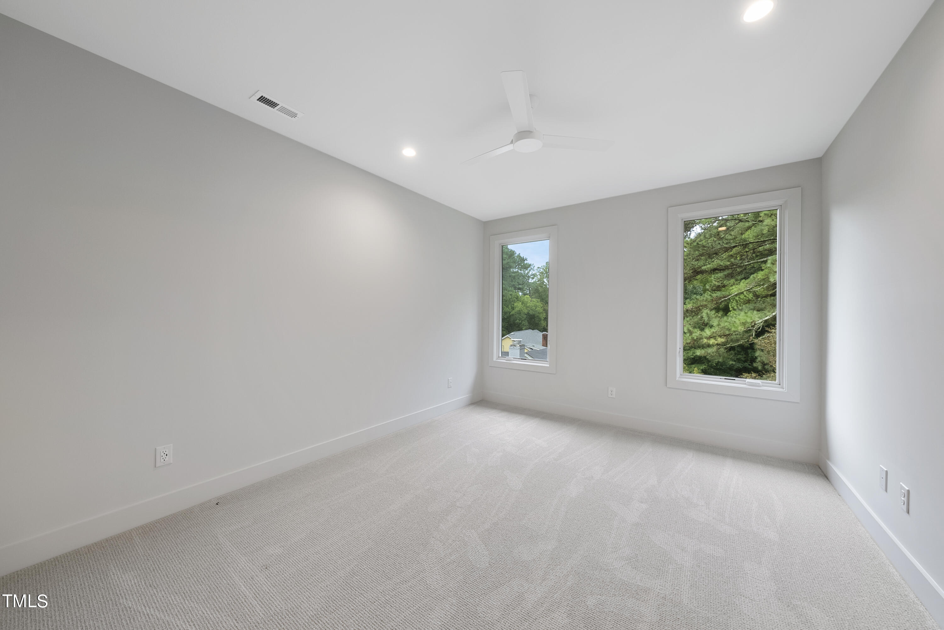 1137 Ivy Lane