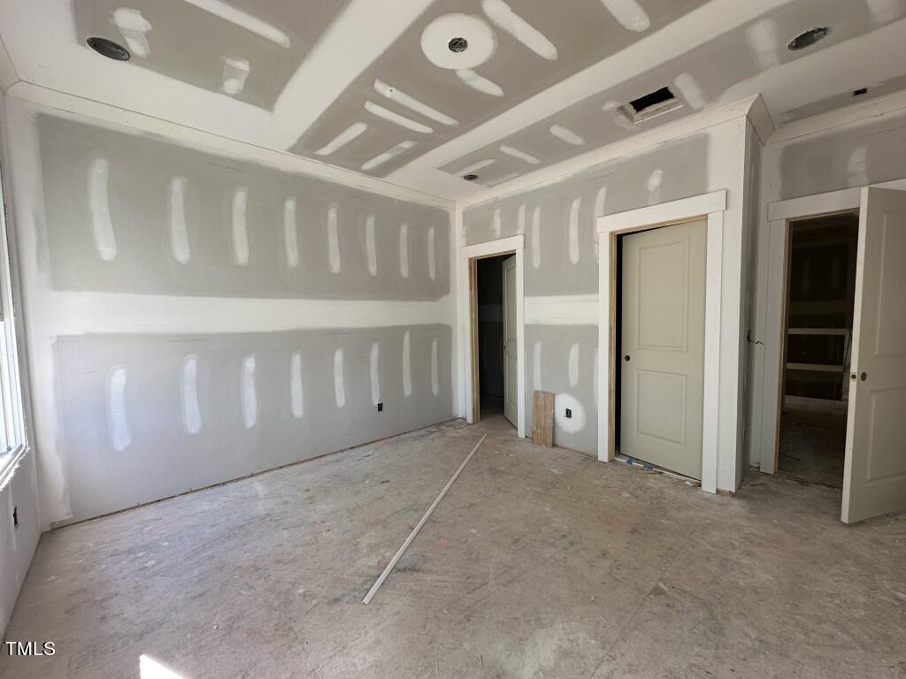 2713 Trifle Lane