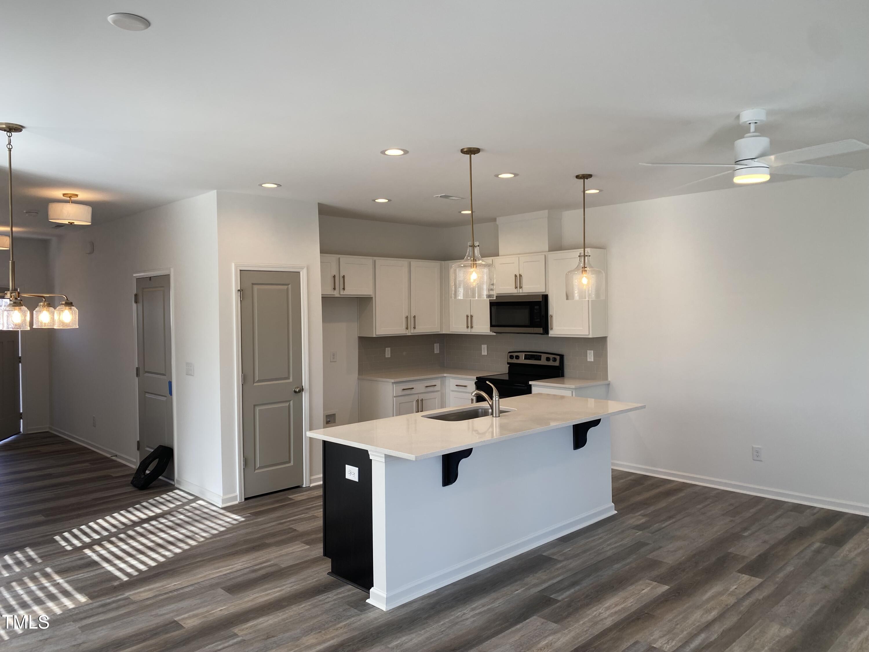 19 S Lenny Drive # 8