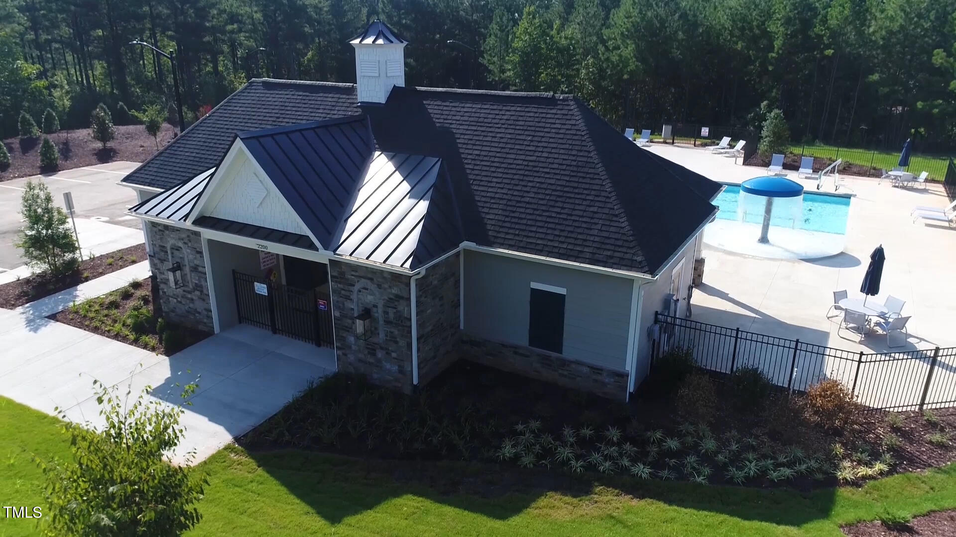 7428 Dover Hills Drive